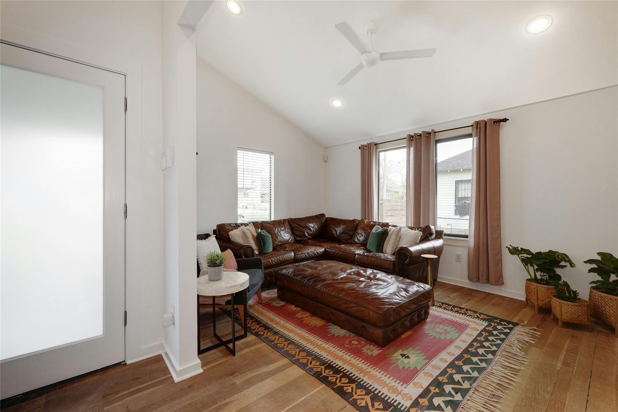 1907 E 14th St # A, Austin, TX 78702