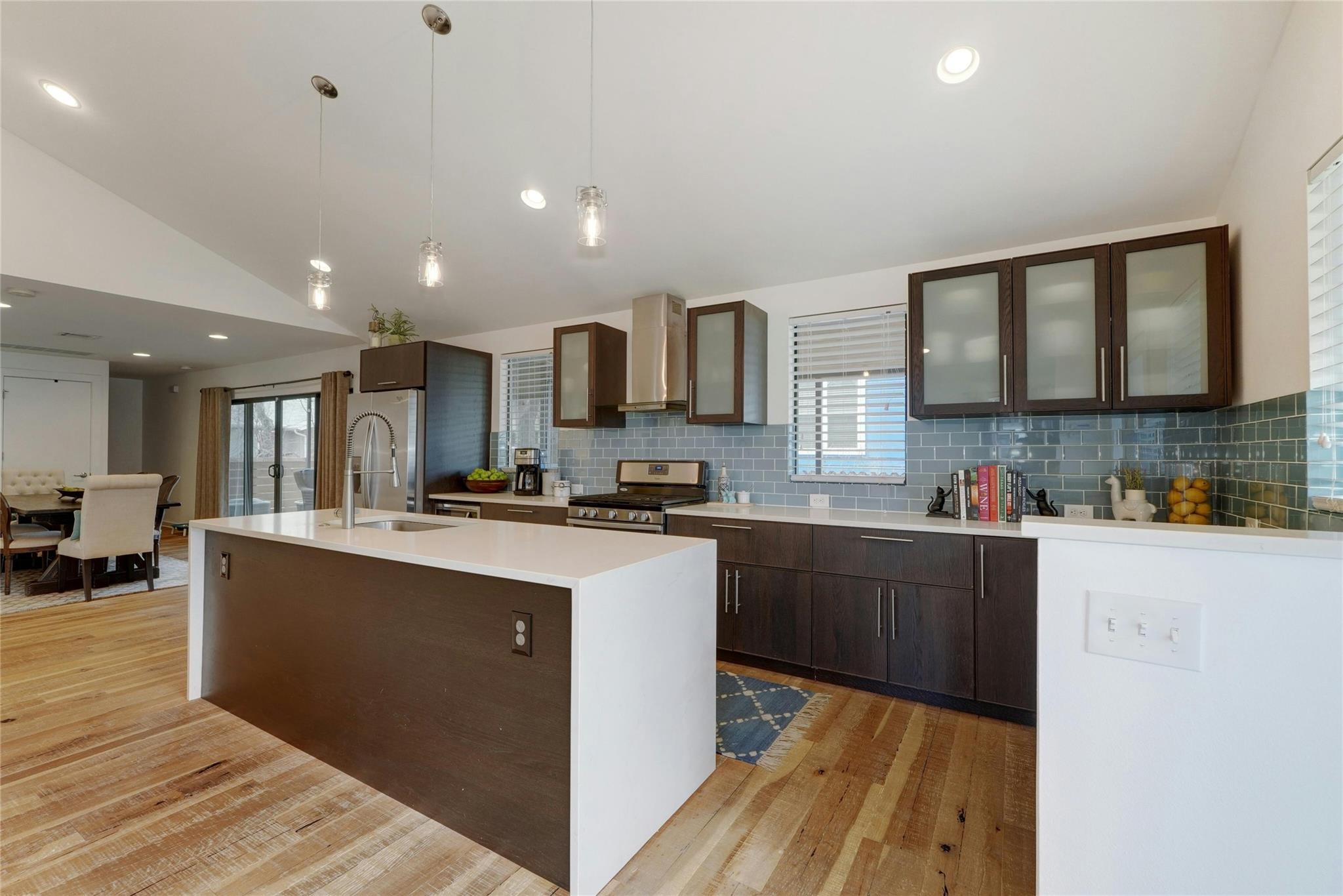 1907 E 14th St # A, Austin, TX 78702