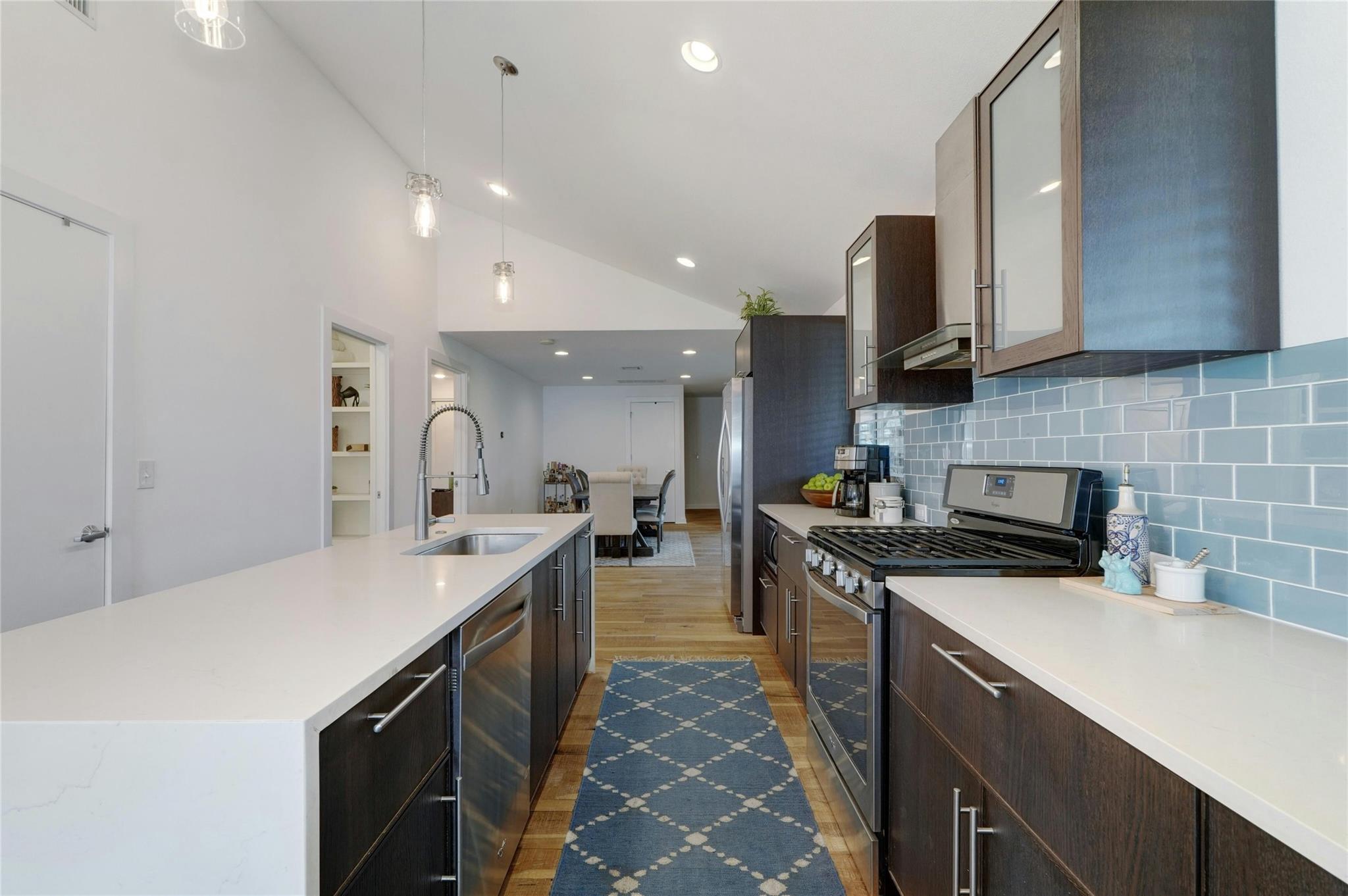 1907 E 14th St # A, Austin, TX 78702