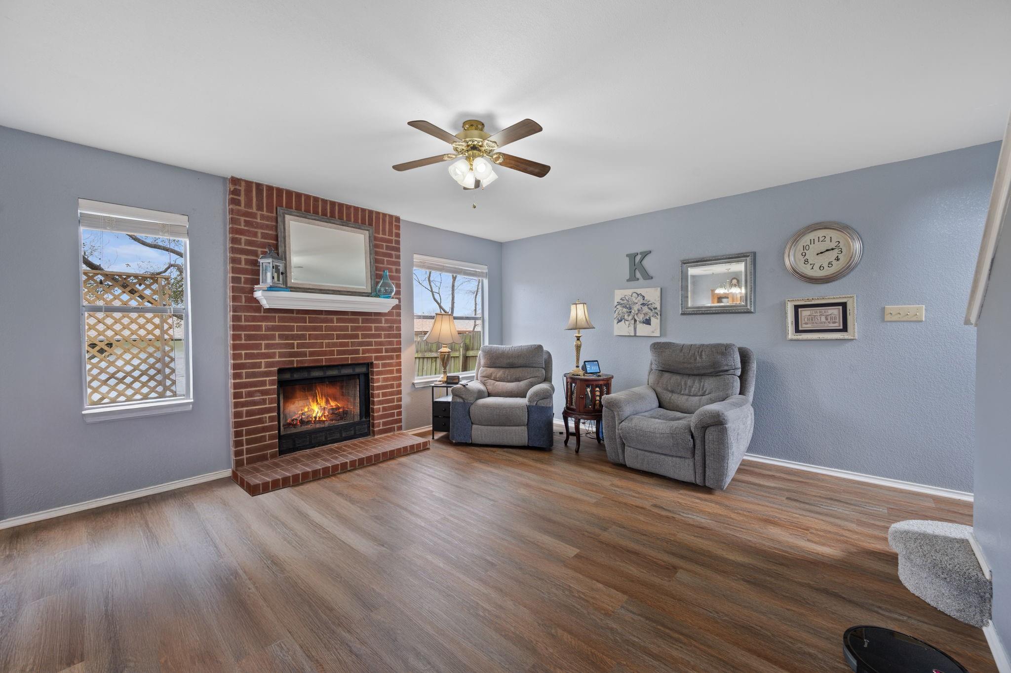 13812 Lothian Dr, Pflugerville, TX 78660