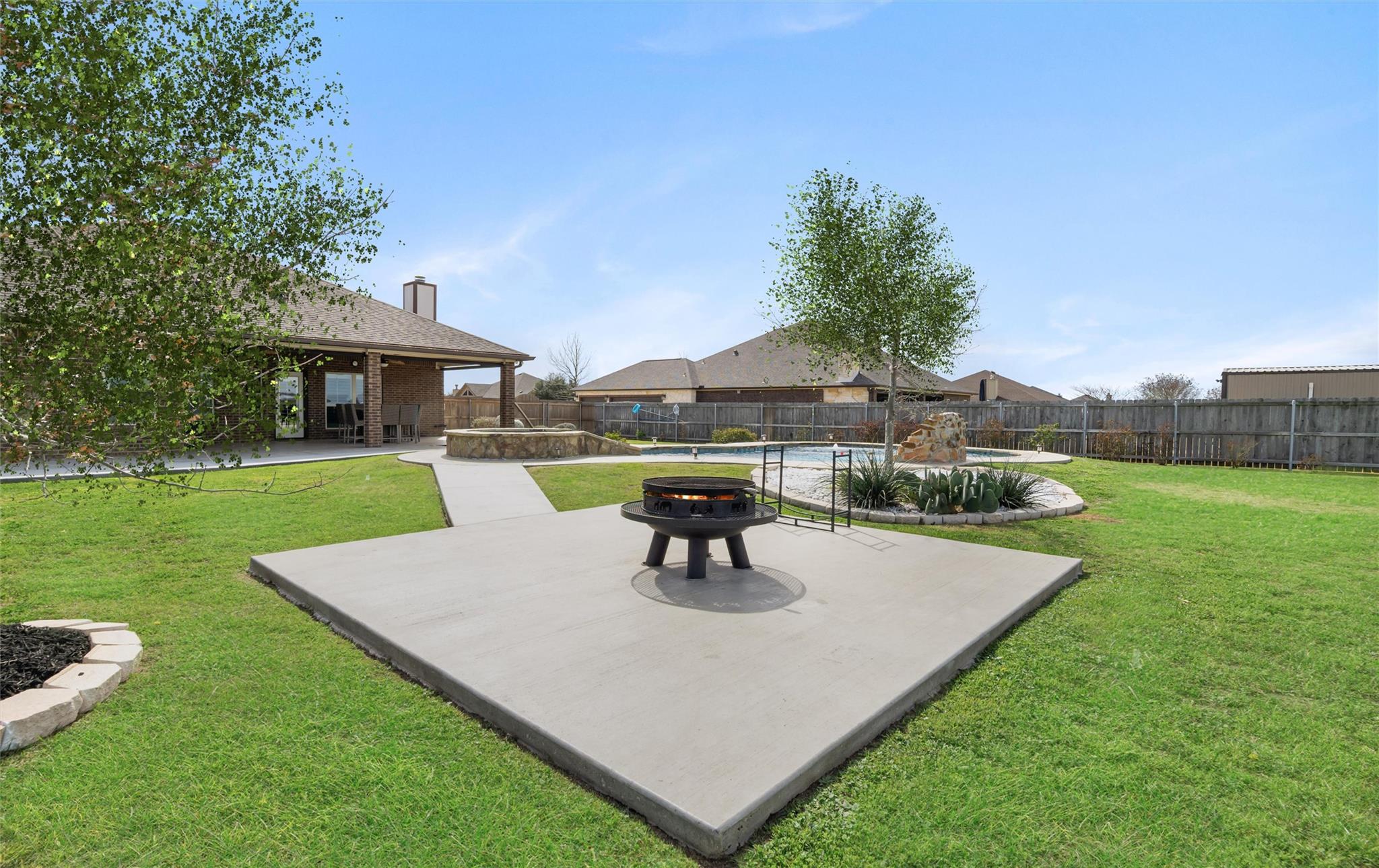 11010 La Paloma Loop W, Salado, TX 76571