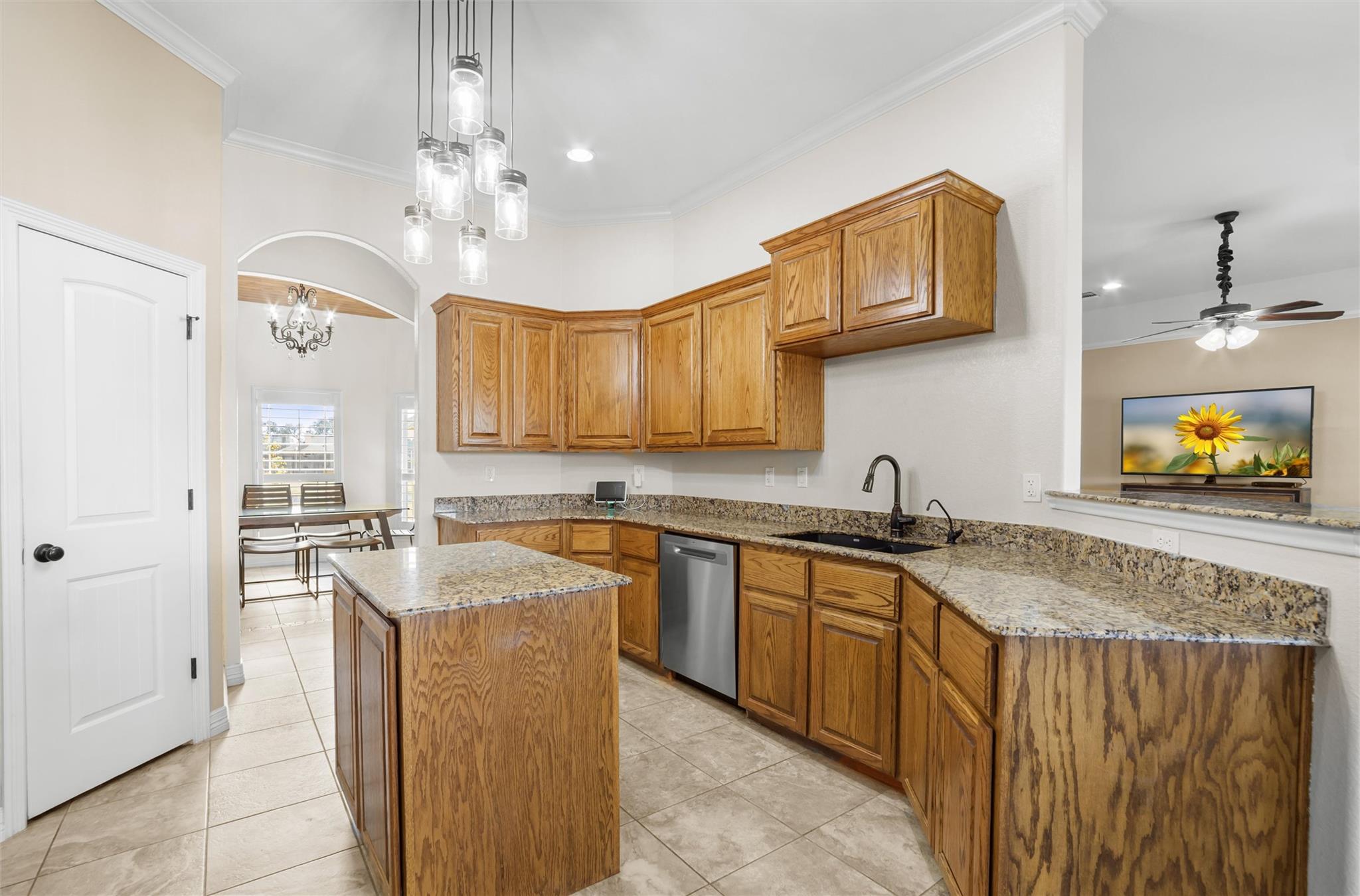 11010 La Paloma Loop W, Salado, TX 76571