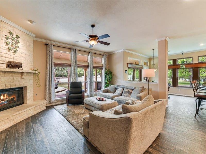 215 Woodland Park, Georgetown, TX 78633