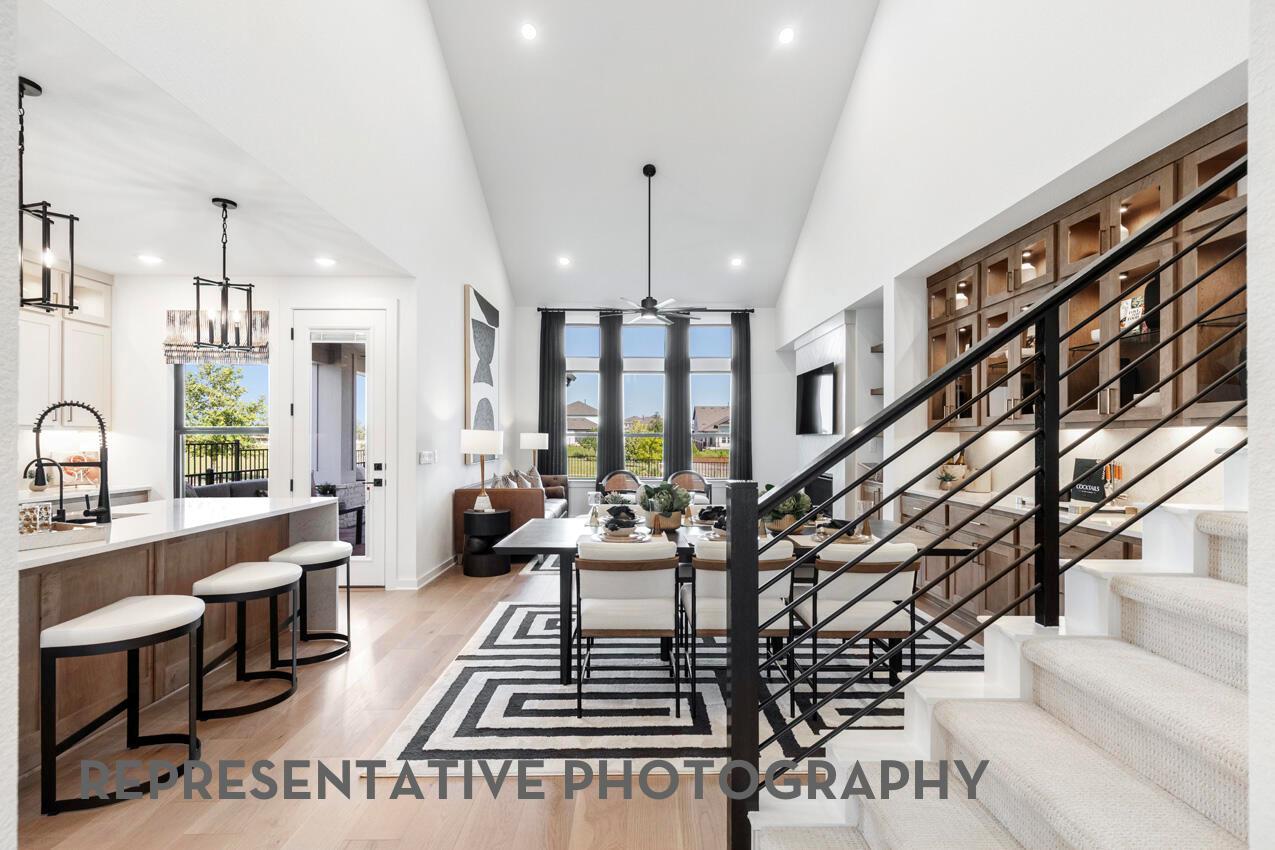 9305 Breeze Hill Dr, Austin, TX 78744