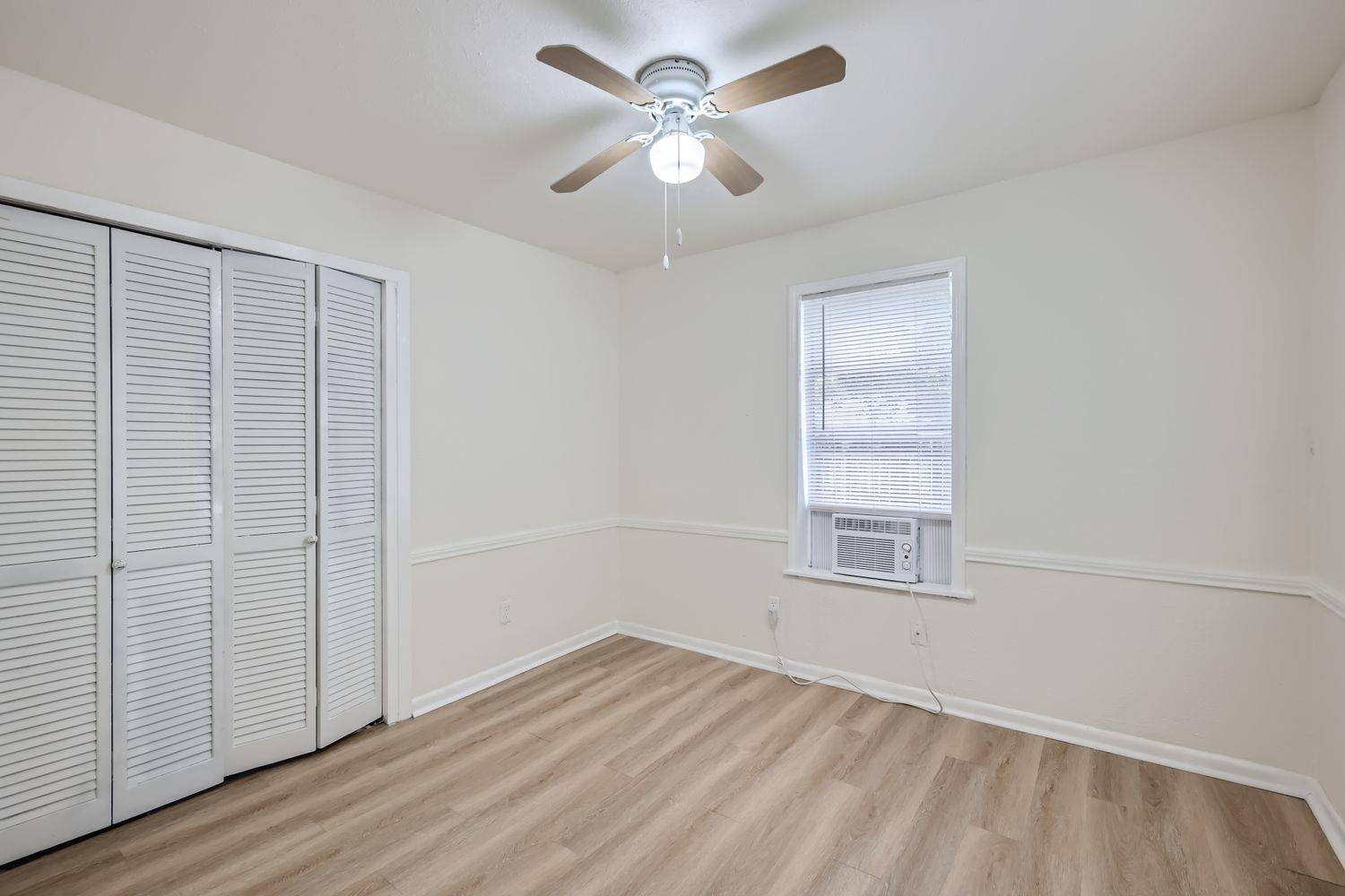 316 Plum St, Lockhart, TX 78644