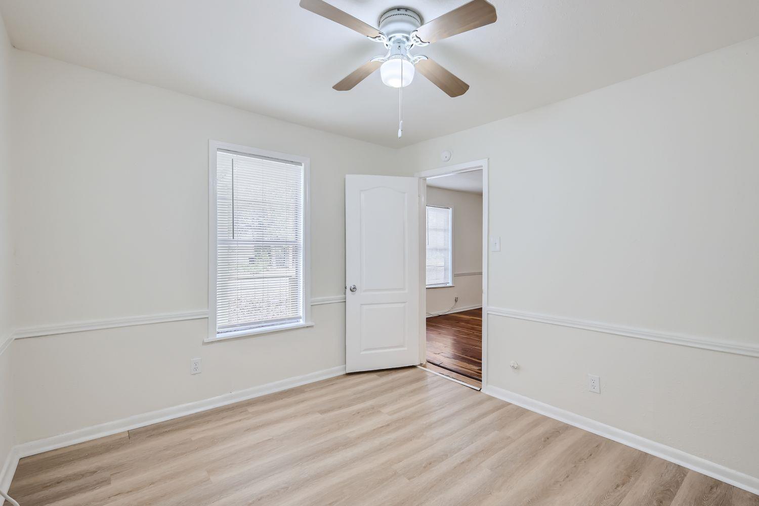 316 Plum St, Lockhart, TX 78644