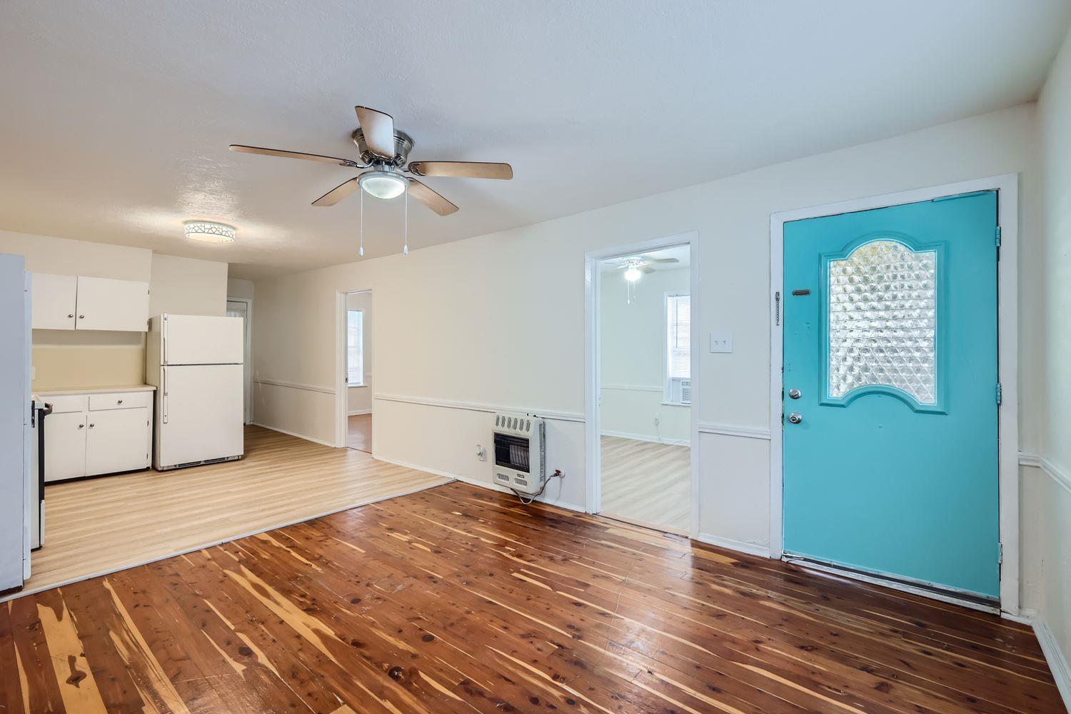 316 Plum St, Lockhart, TX 78644