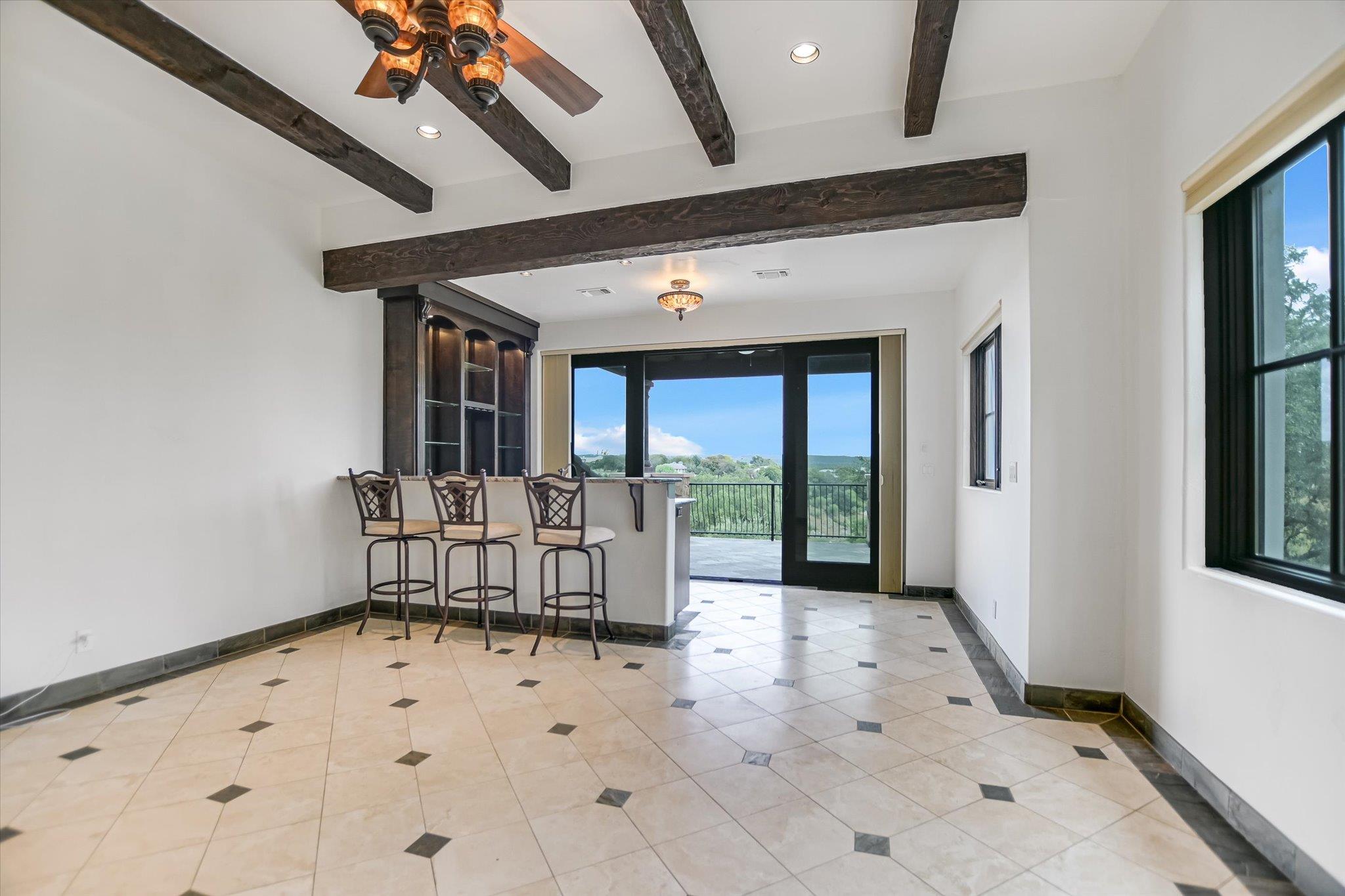 26804 Masters Pkwy, Spicewood, TX 78669