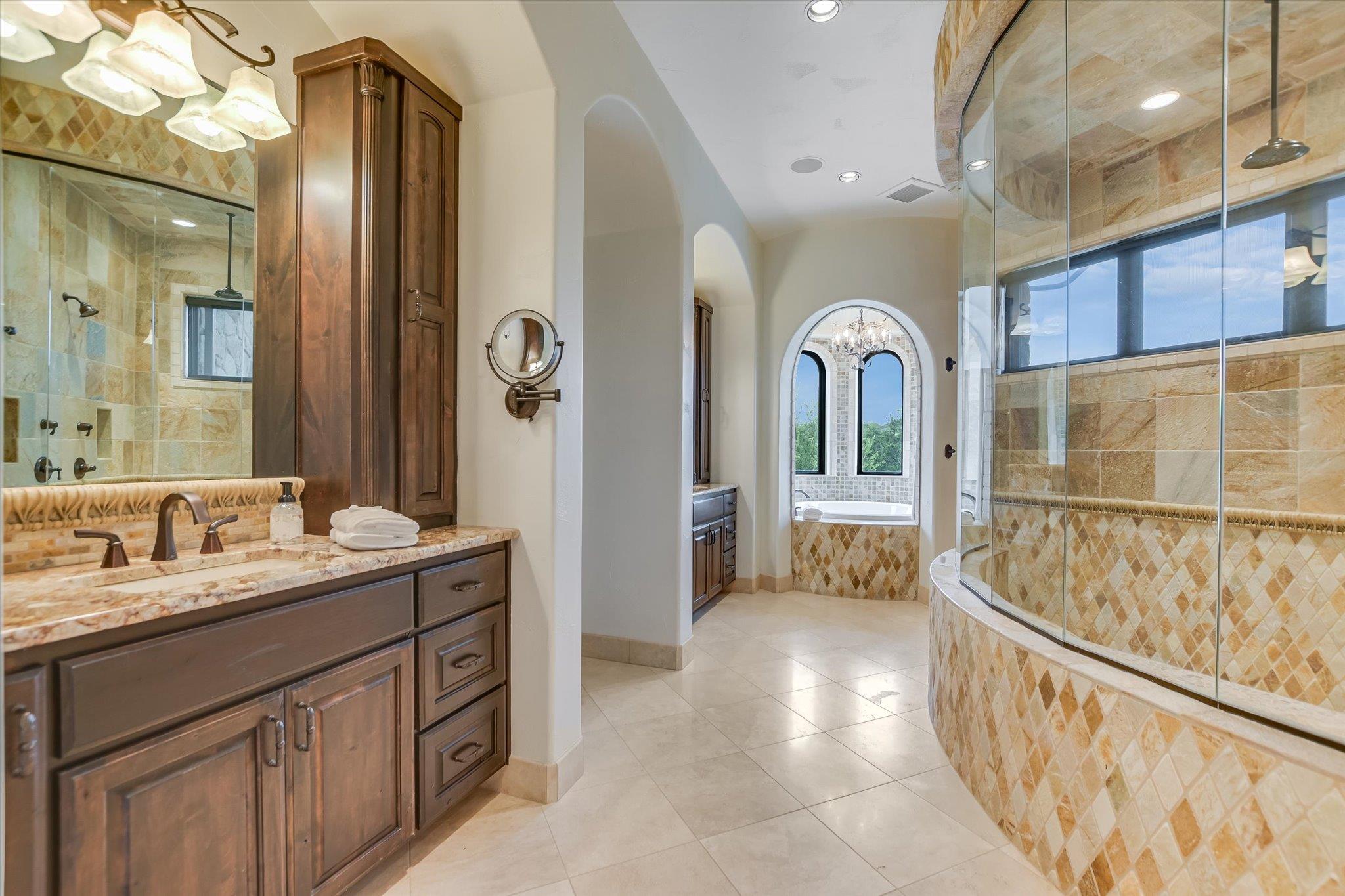 26804 Masters Pkwy, Spicewood, TX 78669