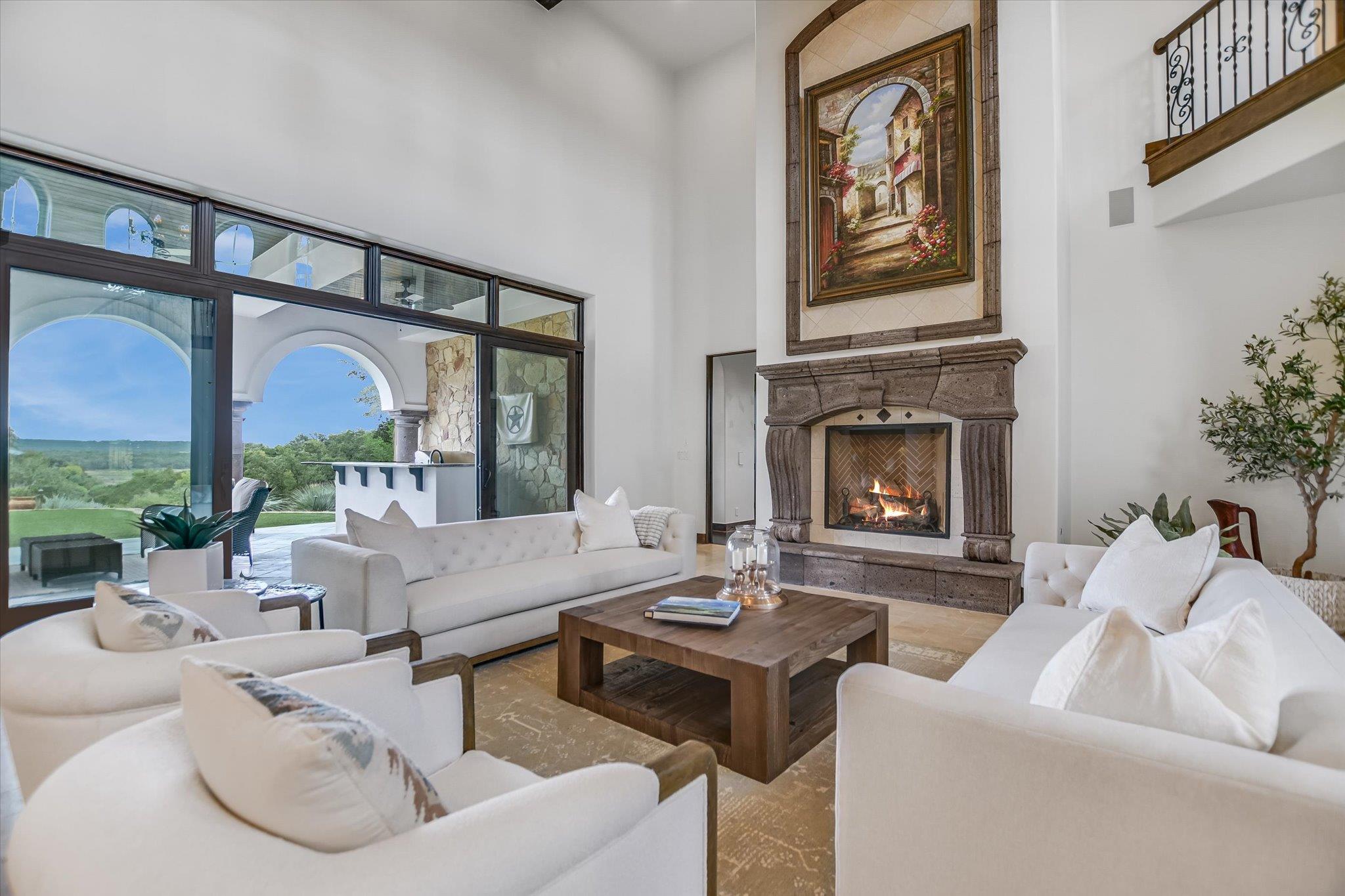 26804 Masters Pkwy, Spicewood, TX 78669