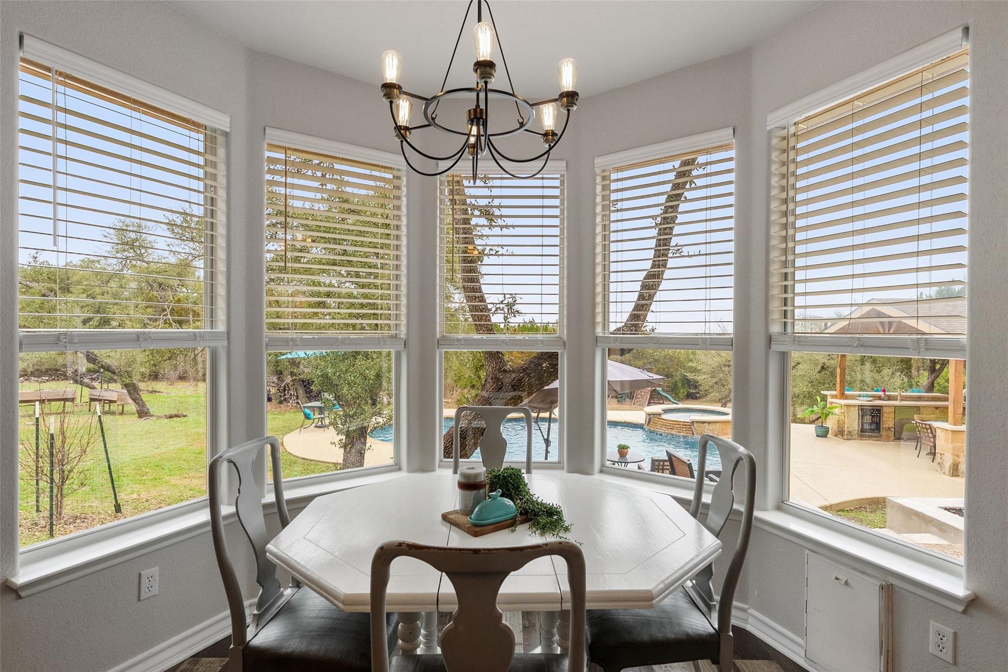 320 Heritage Dr, Austin, TX 78737