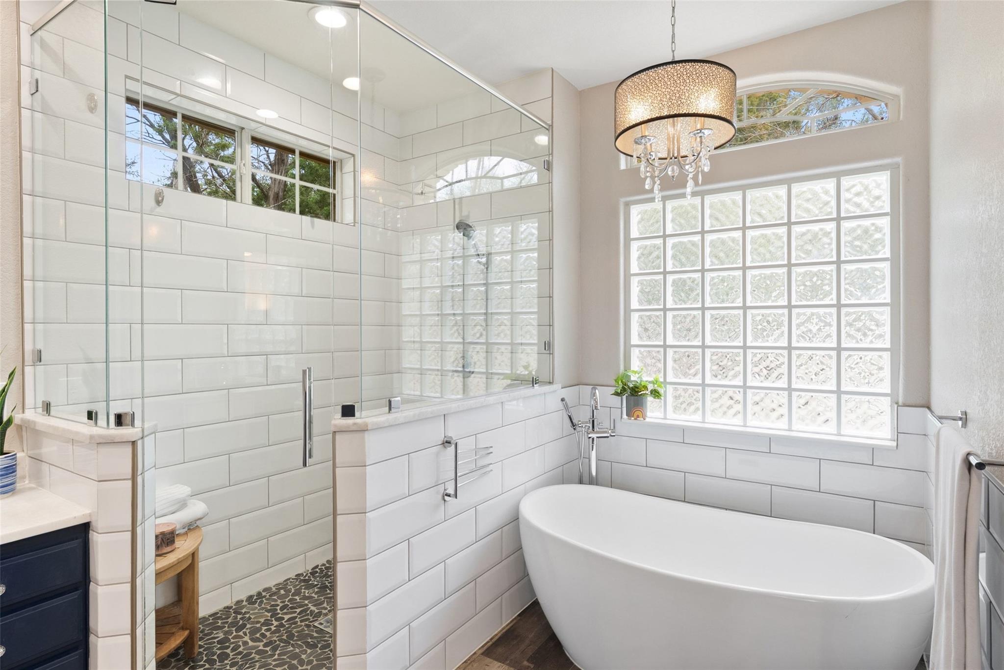 320 Heritage Dr, Austin, TX 78737