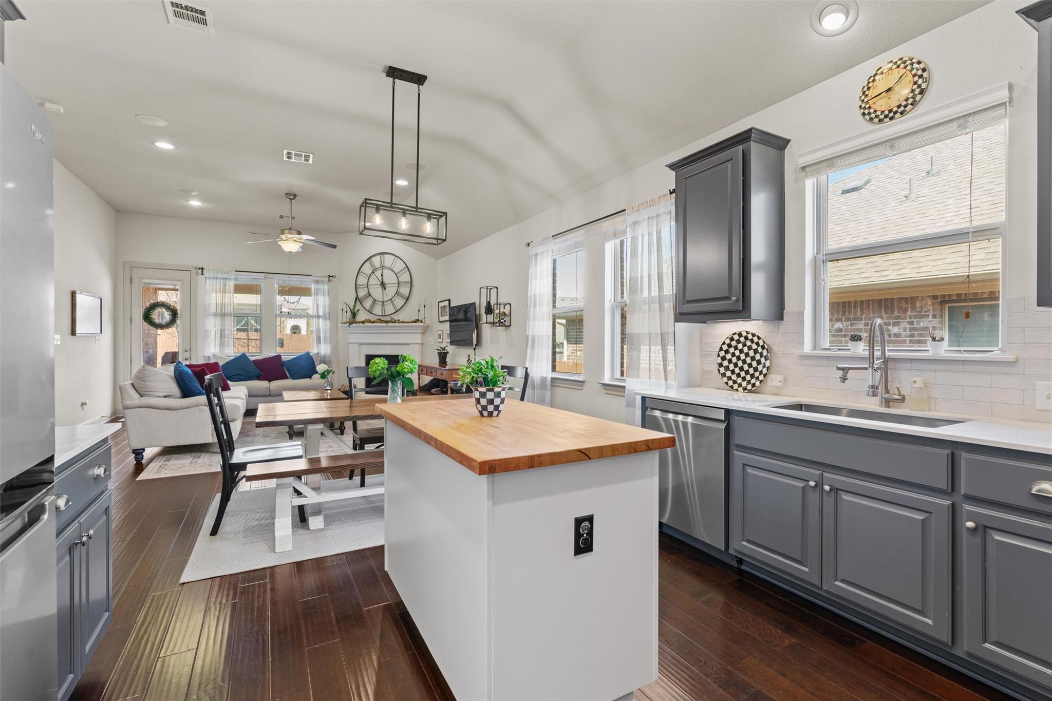 2732 Florin Cv, Round Rock, TX 78665