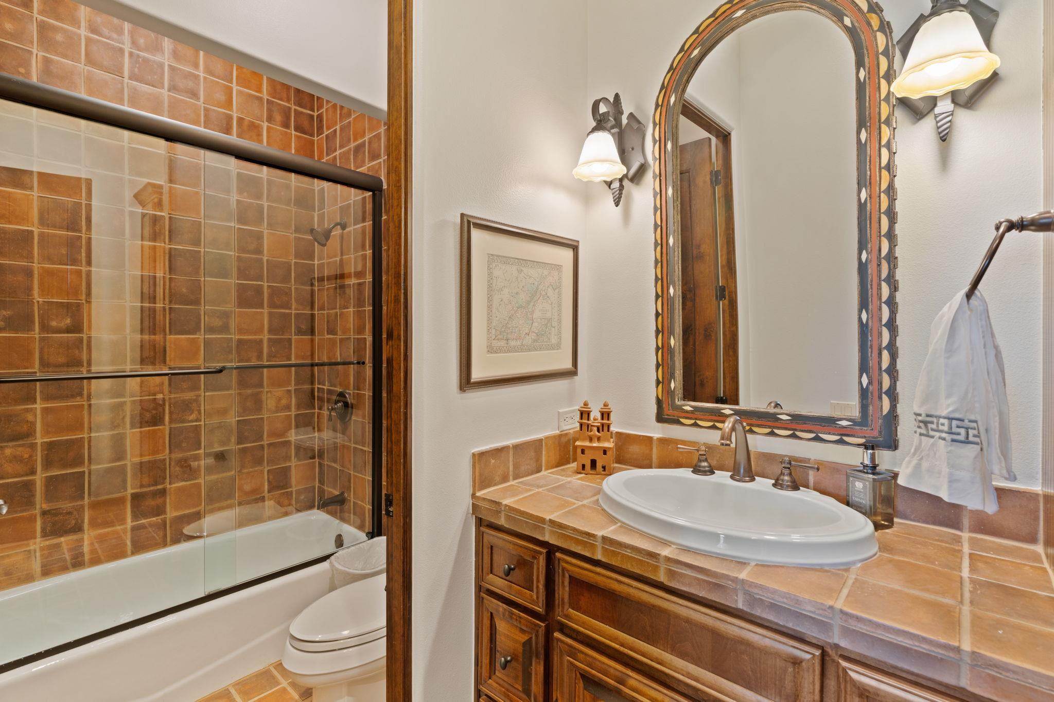 119 Plaza Escondido, Horseshoe Bay, TX 78657