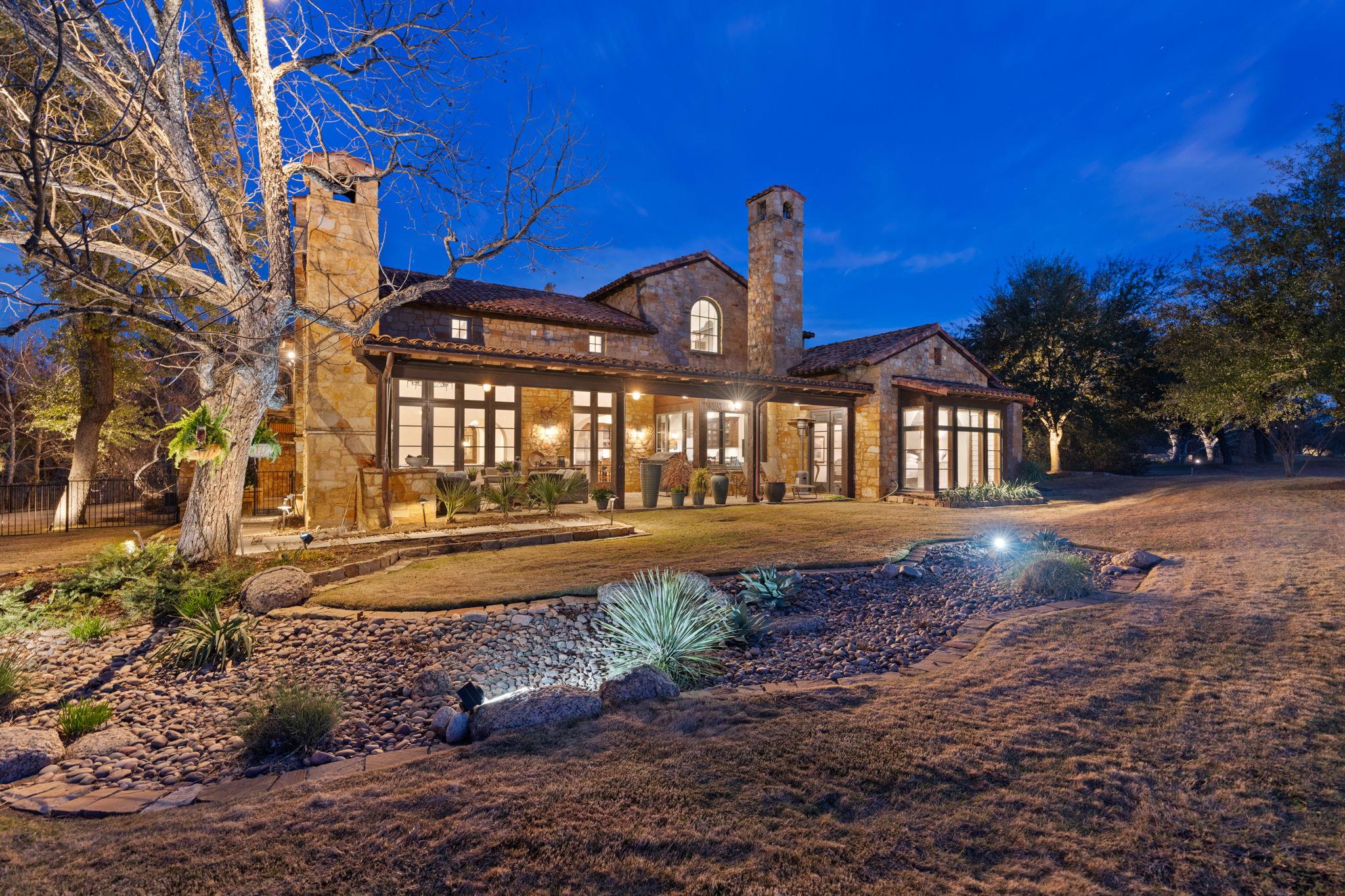 119 Plaza Escondido, Horseshoe Bay, TX 78657