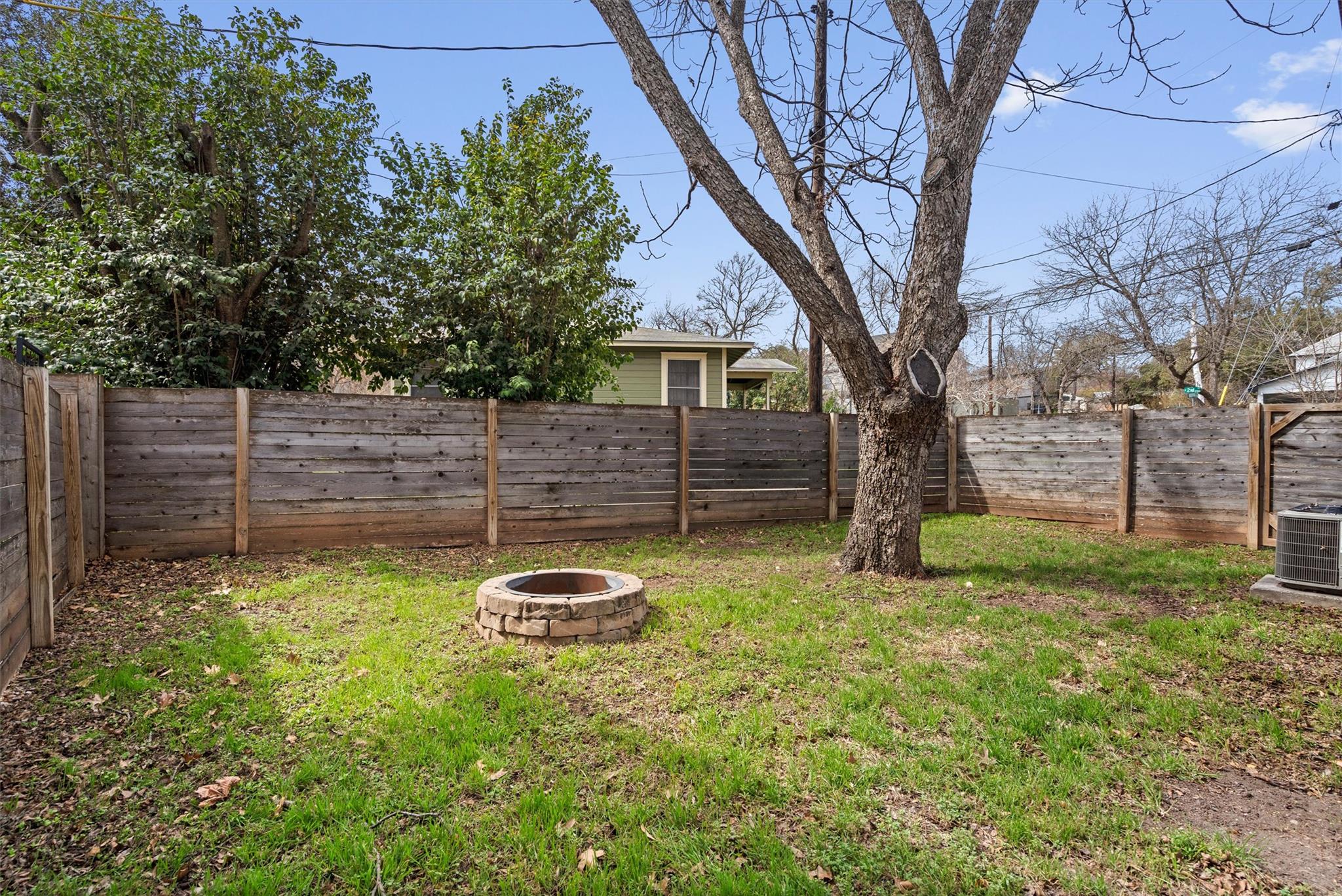 2705 S 2nd St # A, Austin, TX 78704