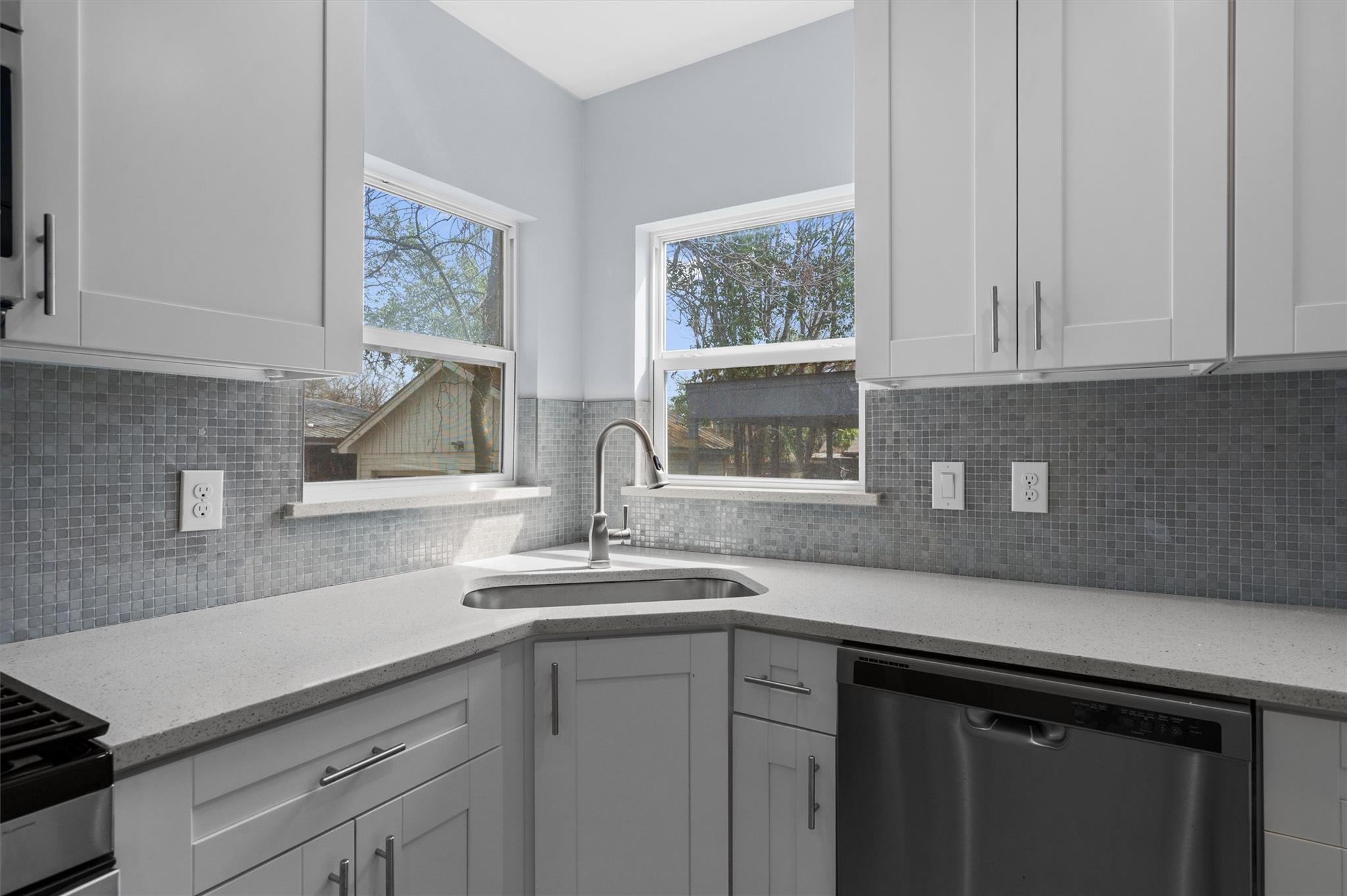 2705 S 2nd St # A, Austin, TX 78704