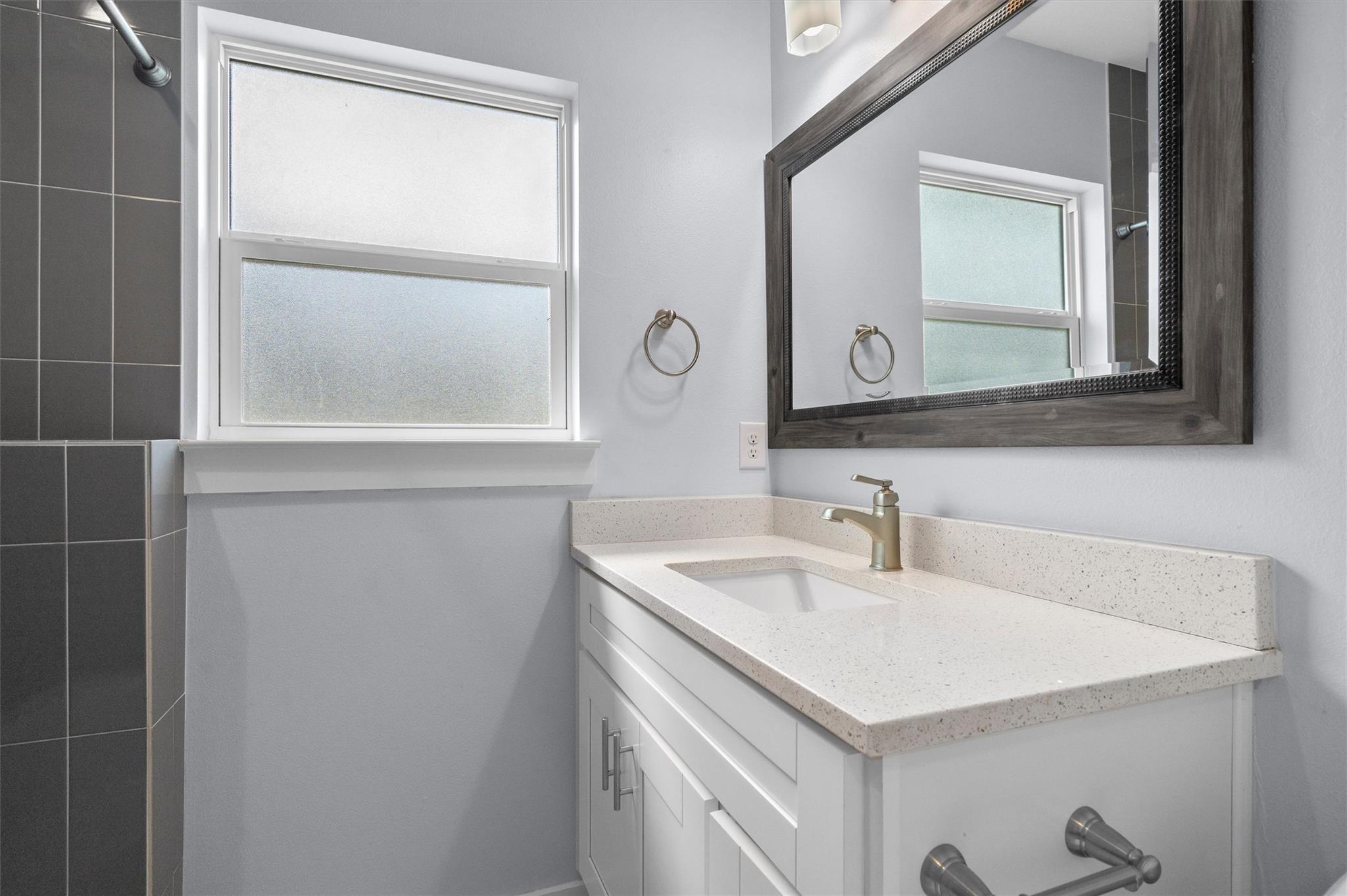 2705 S 2nd St # A, Austin, TX 78704