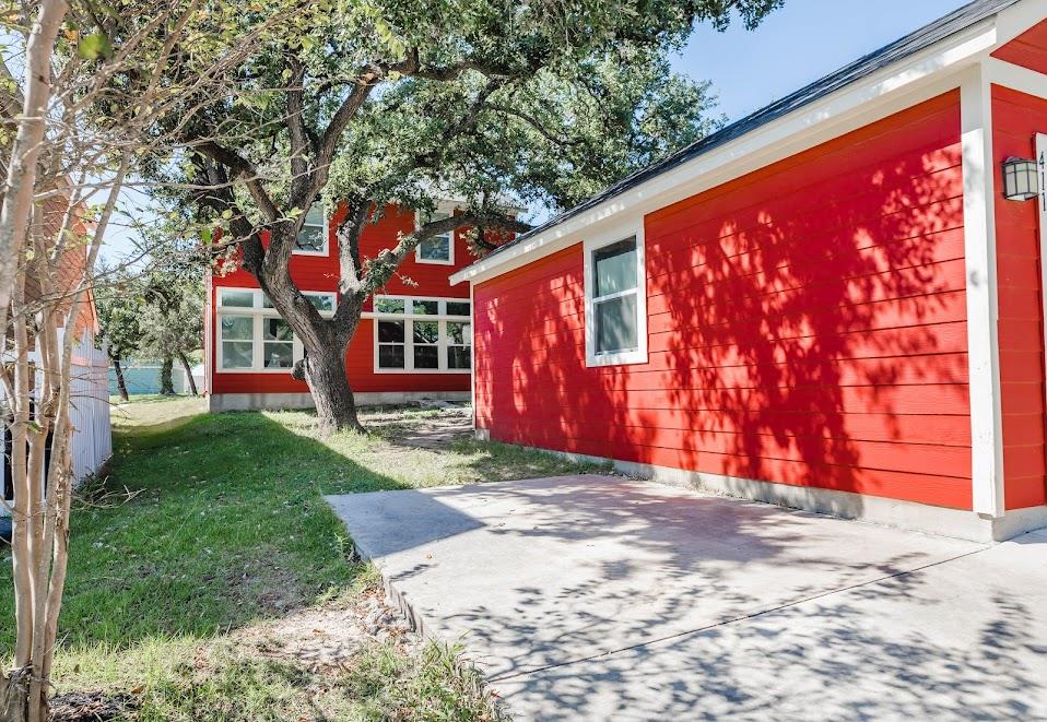 411 Wetzel, Kyle, TX 78640