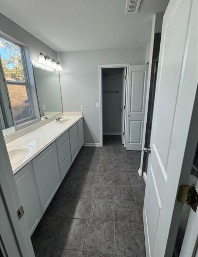 411 Wetzel, Kyle, TX 78640