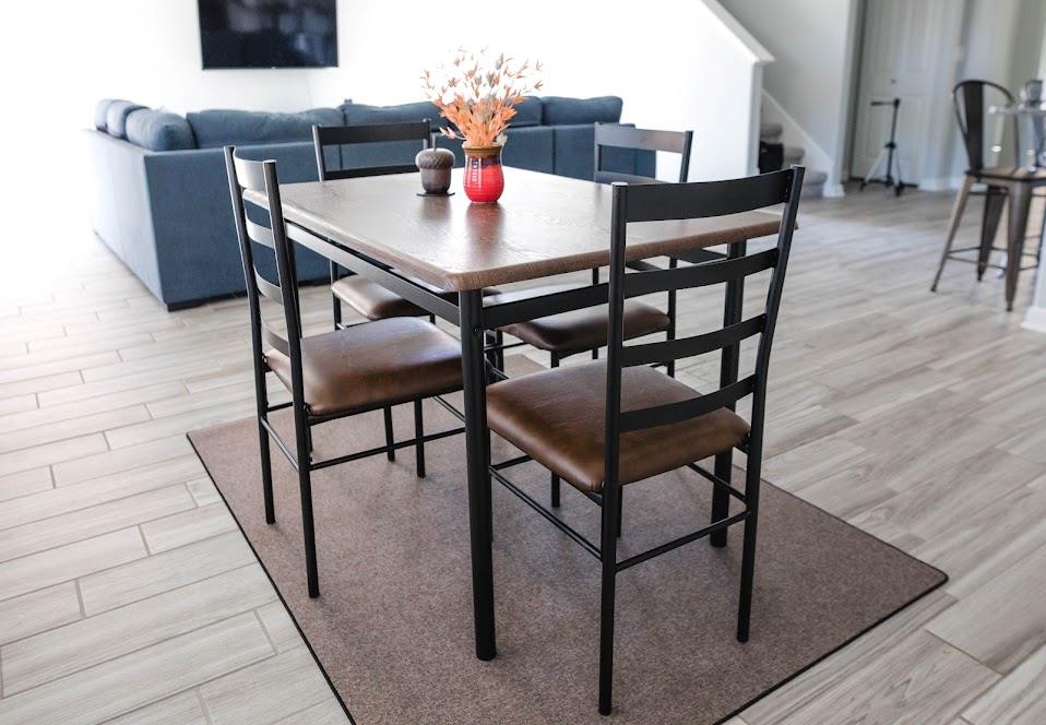 411 Wetzel, Kyle, TX 78640