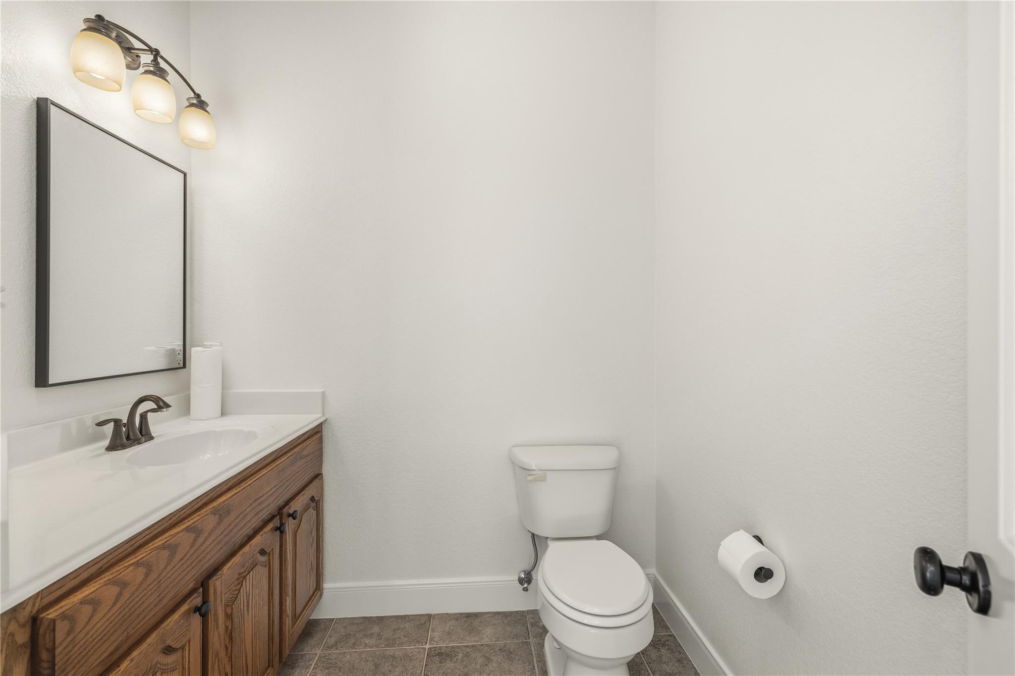 1208 Spotted Fawn Trl, Fredericksburg, TX 78624