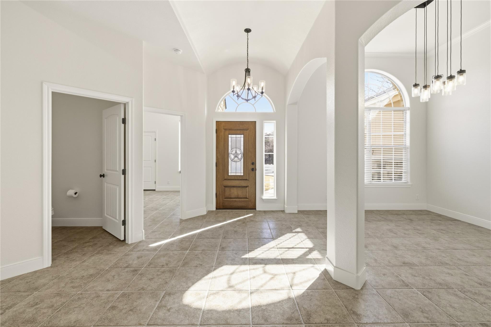 1208 Spotted Fawn Trl, Fredericksburg, TX 78624