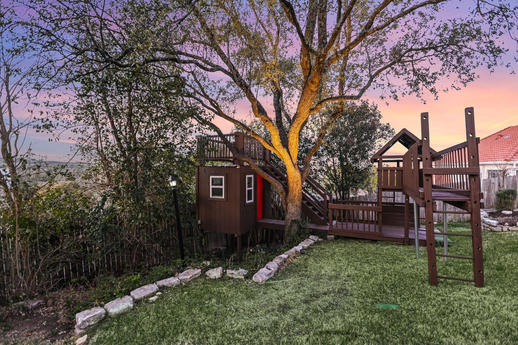 2006 Wychwood Dr, Austin, TX 78746