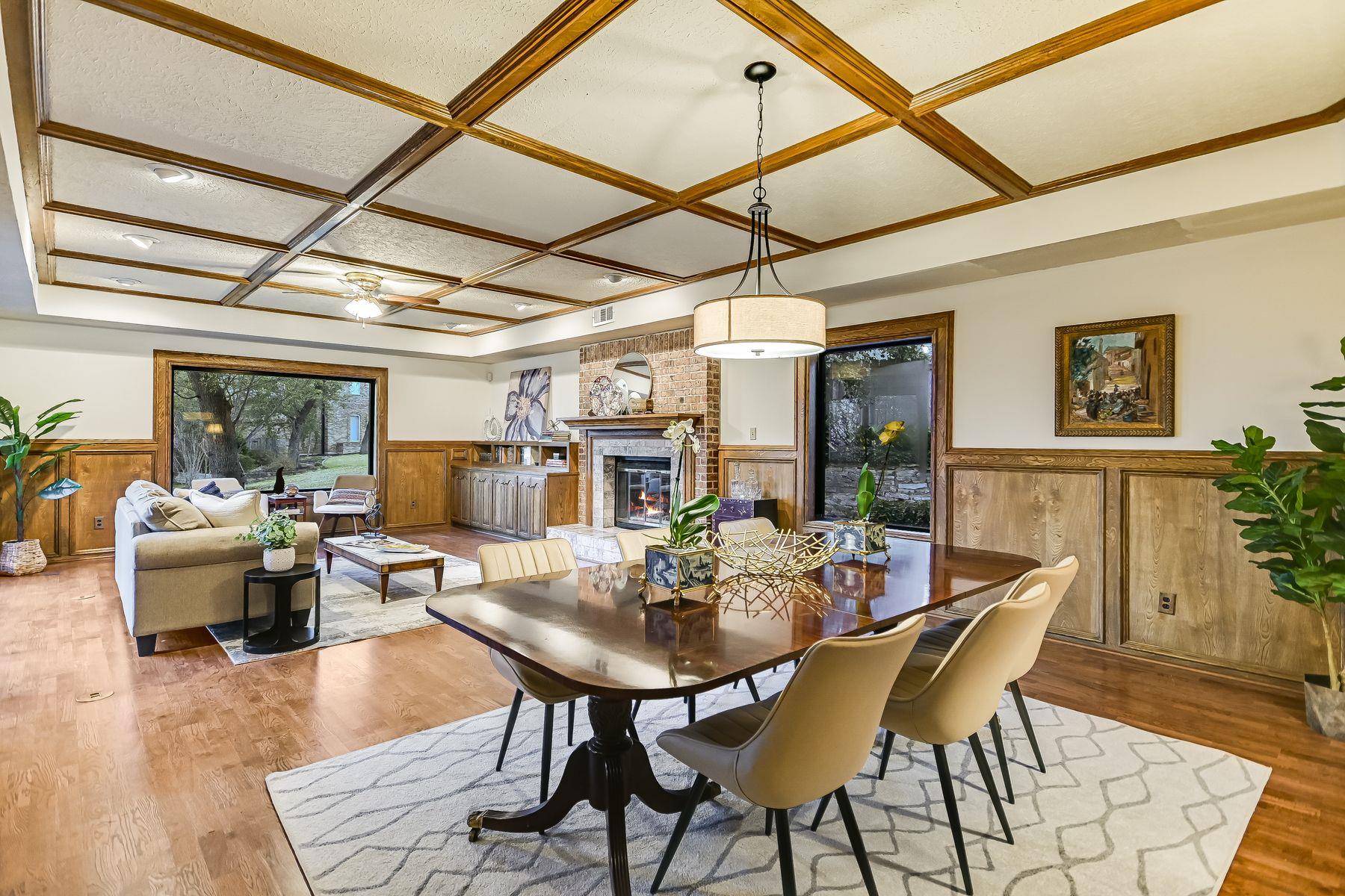 2006 Wychwood Dr, Austin, TX 78746