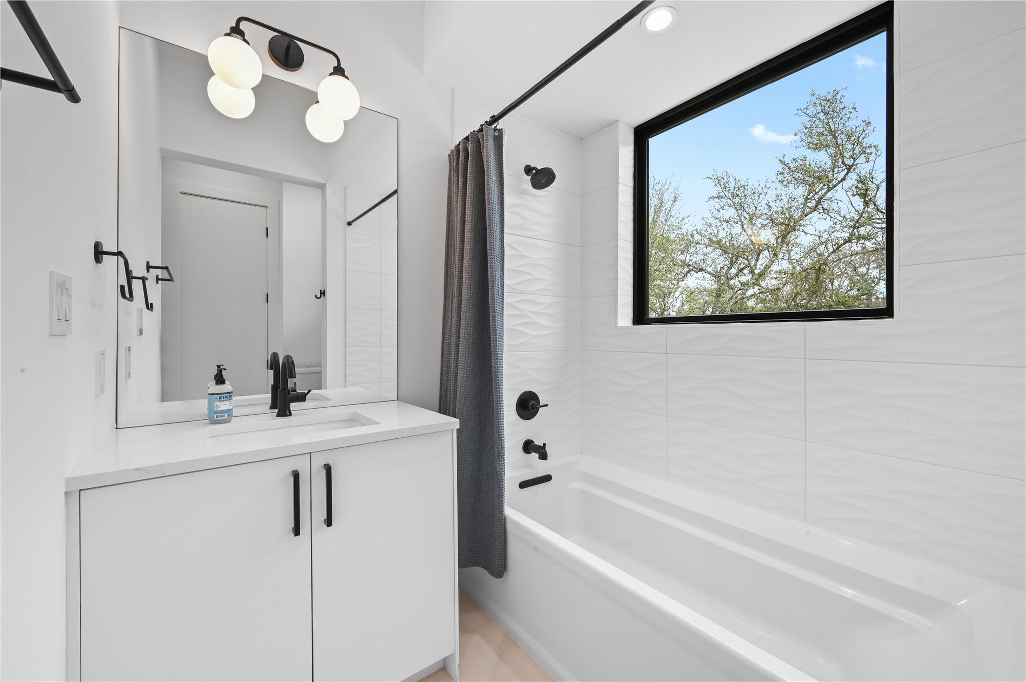 308 Briarwood Trl, Austin, TX 78746