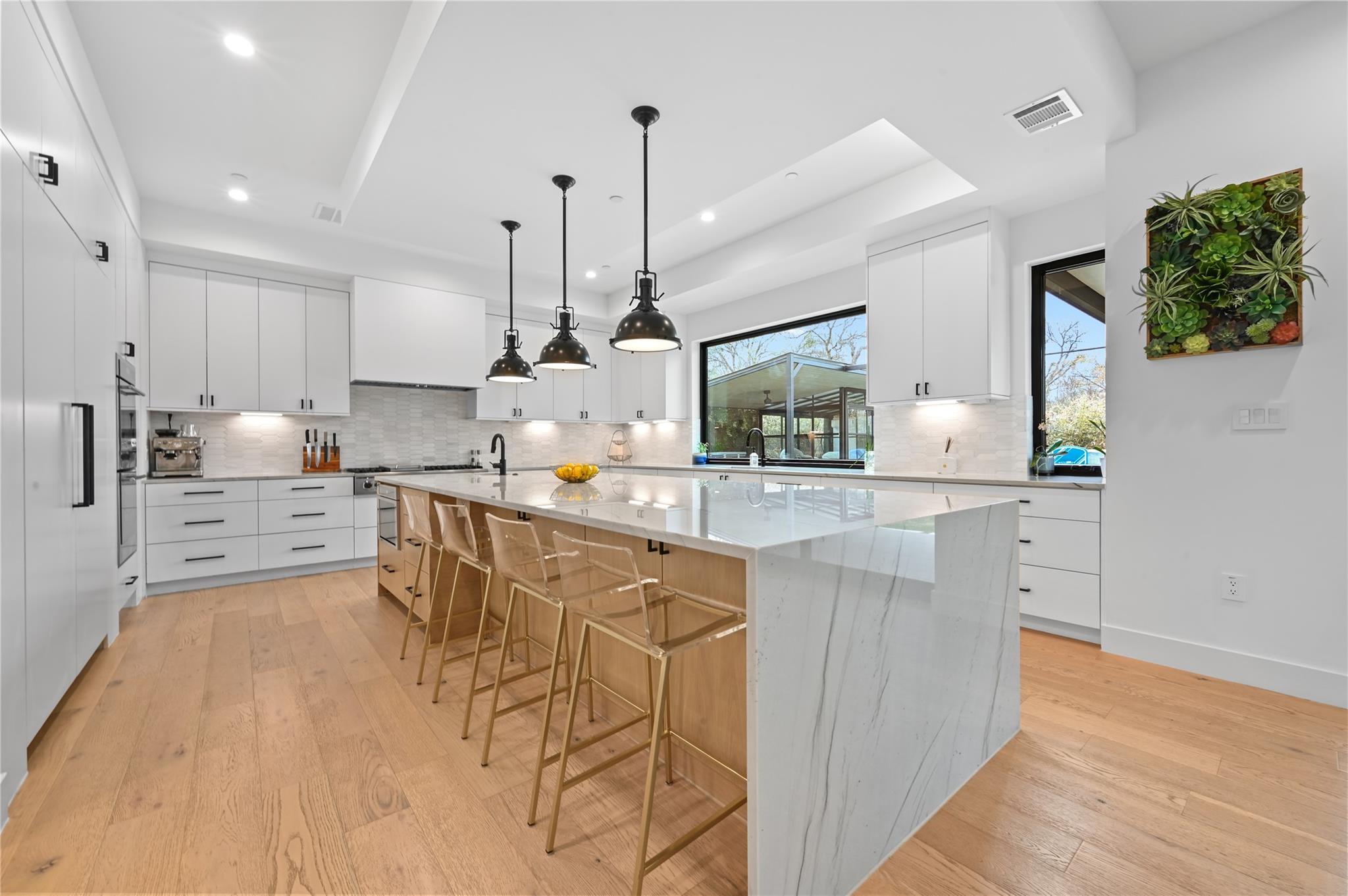 308 Briarwood Trl, Austin, TX 78746