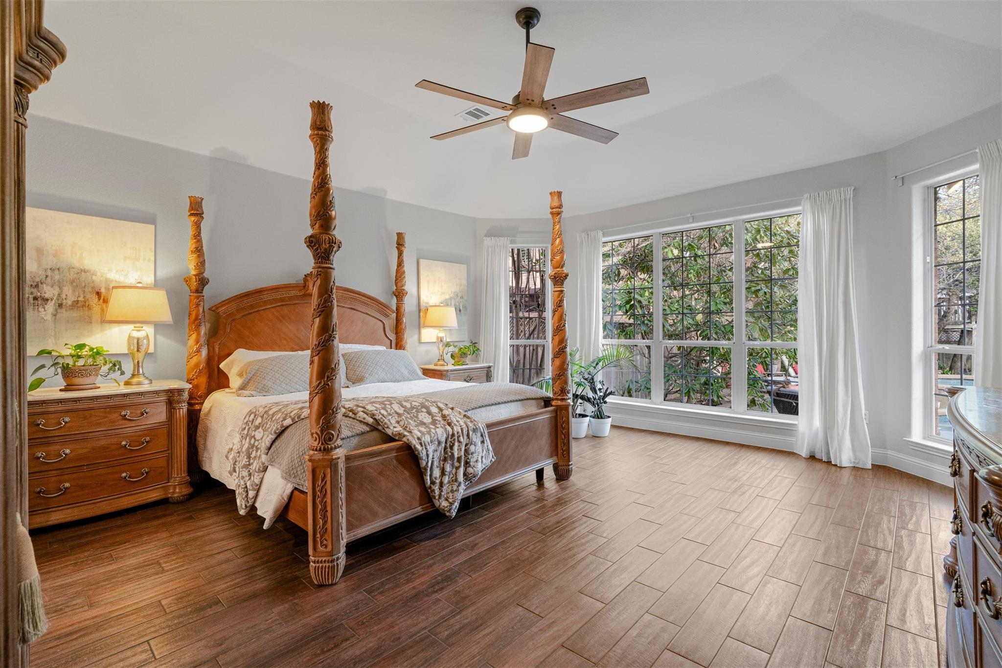 10019 Estancia Ln, Austin, TX 78739