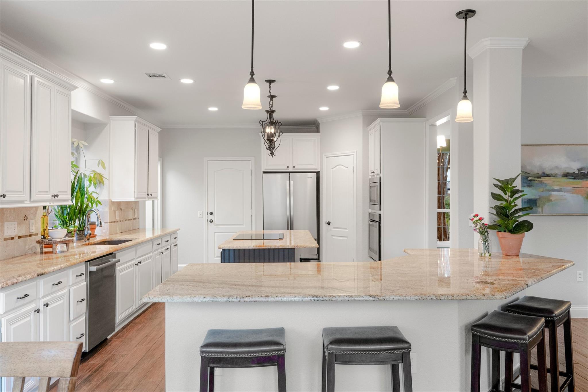 10019 Estancia Ln, Austin, TX 78739