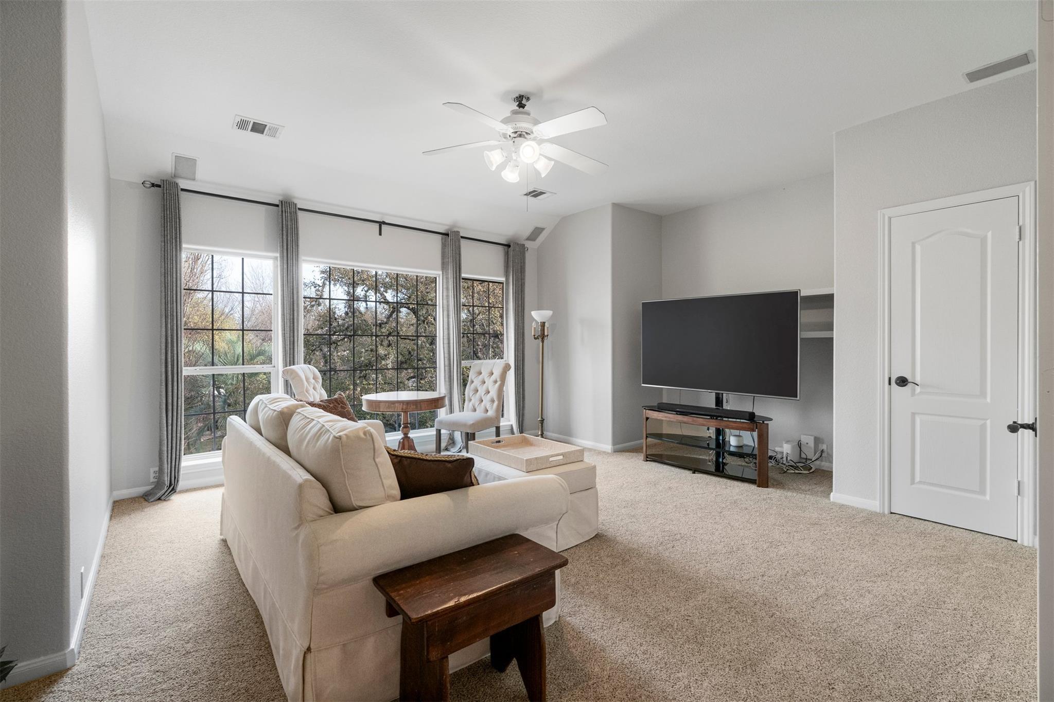 10019 Estancia Ln, Austin, TX 78739