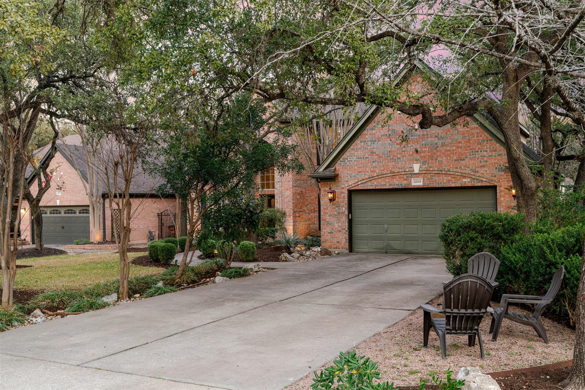 10019 Estancia Ln, Austin, TX 78739