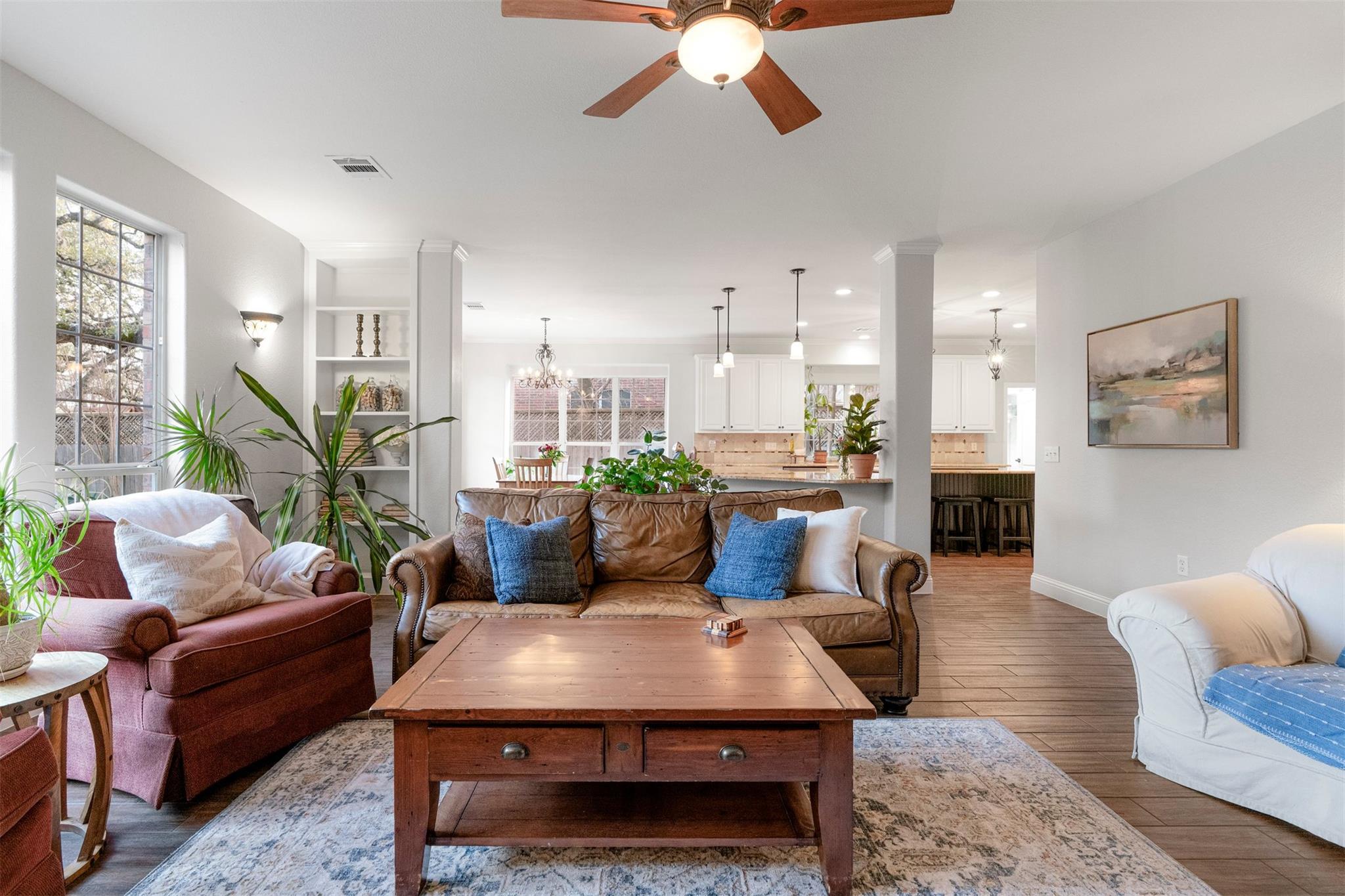 10019 Estancia Ln, Austin, TX 78739