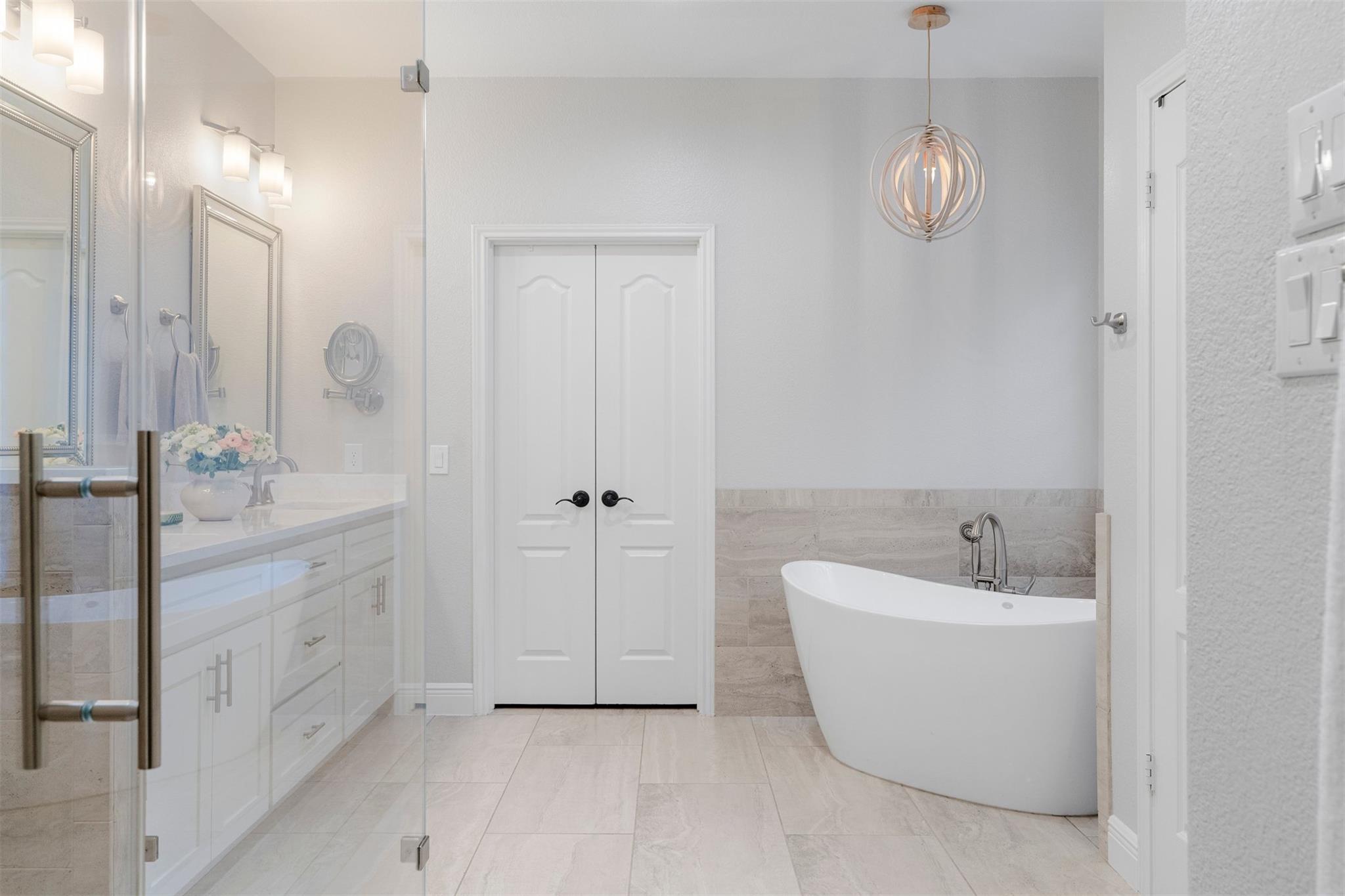 10019 Estancia Ln, Austin, TX 78739