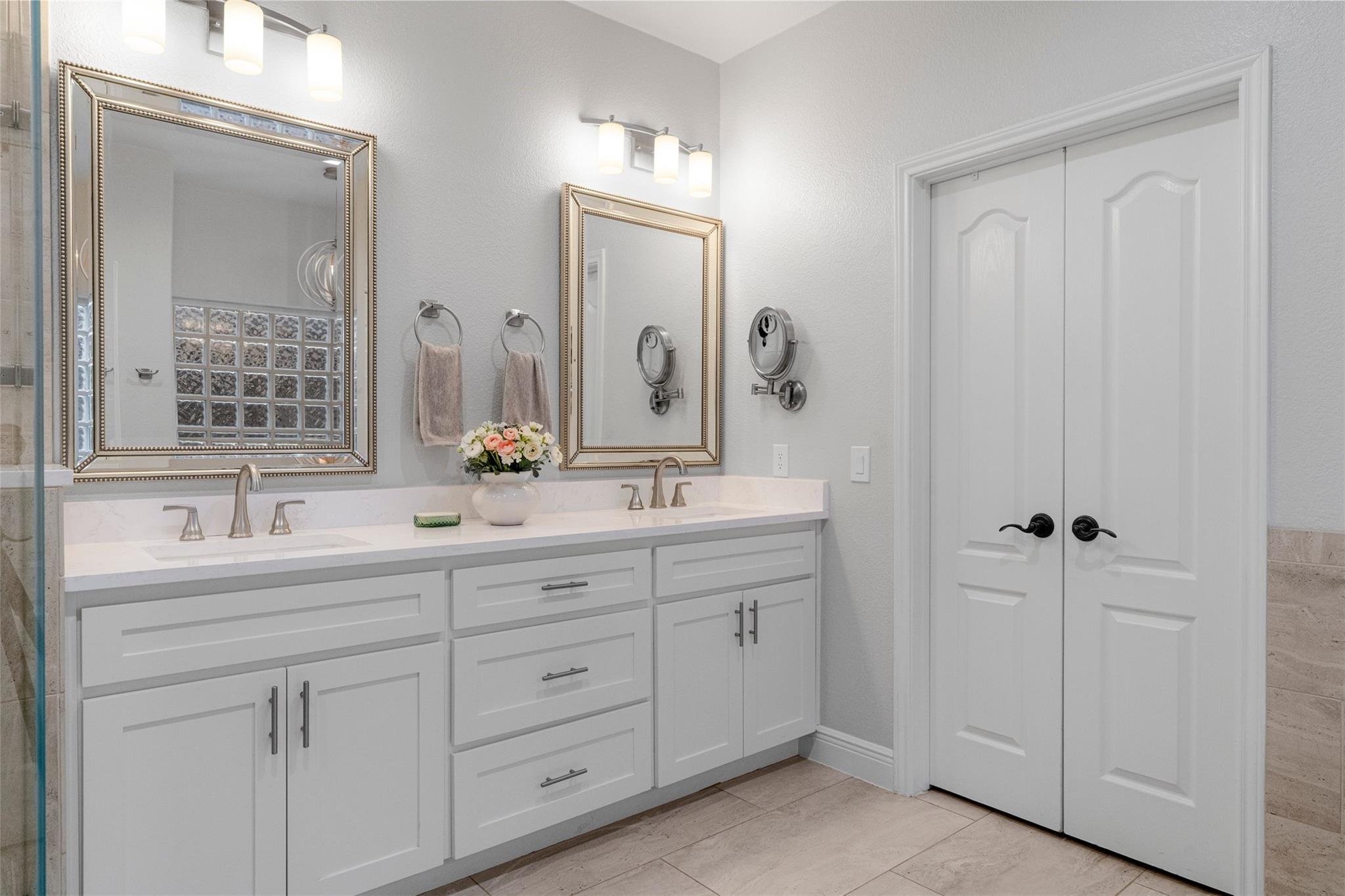 10019 Estancia Ln, Austin, TX 78739