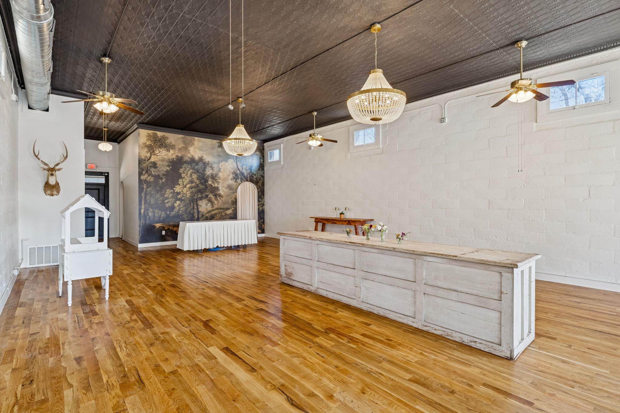 606 High St, Comfort, TX 77318