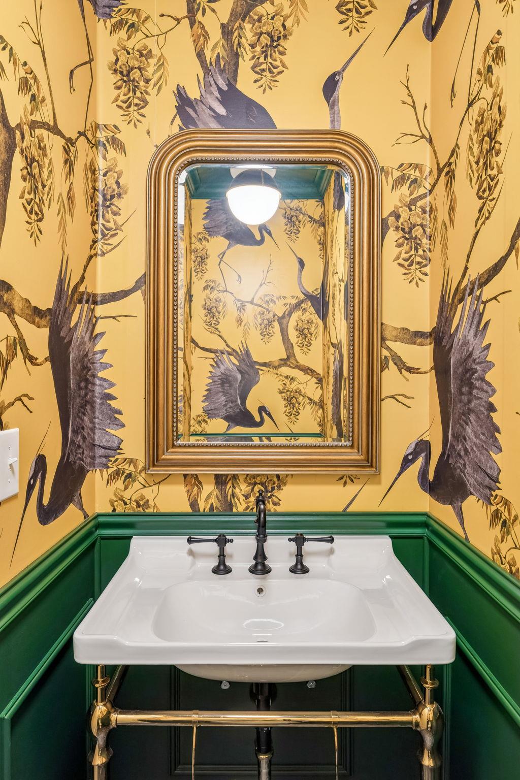 606 High St, Comfort, TX 77318