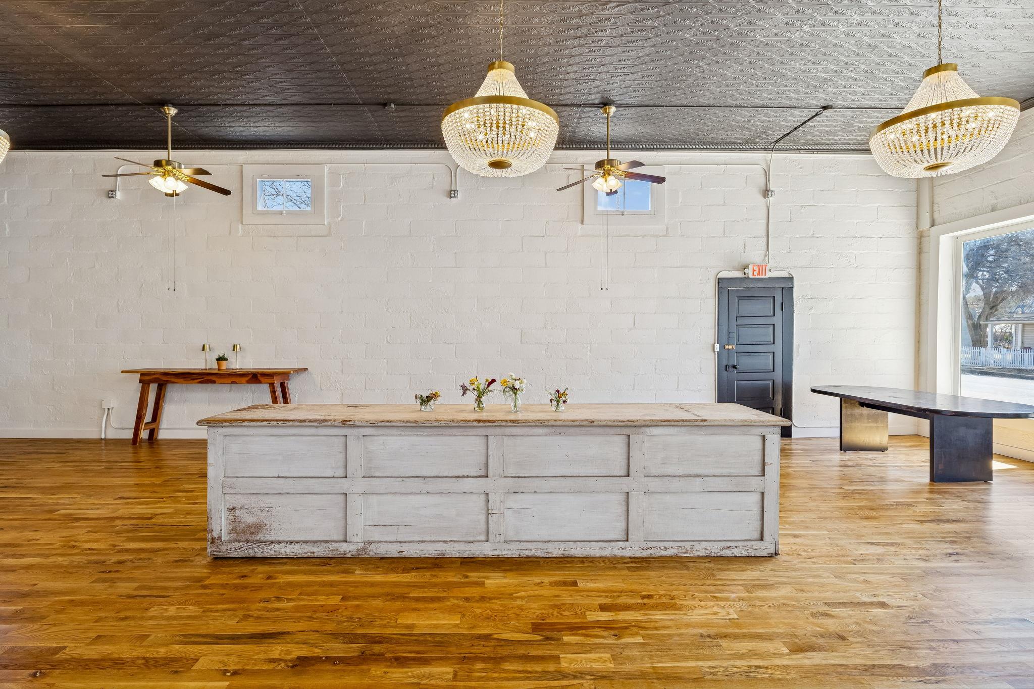 606 High St, Comfort, TX 77318