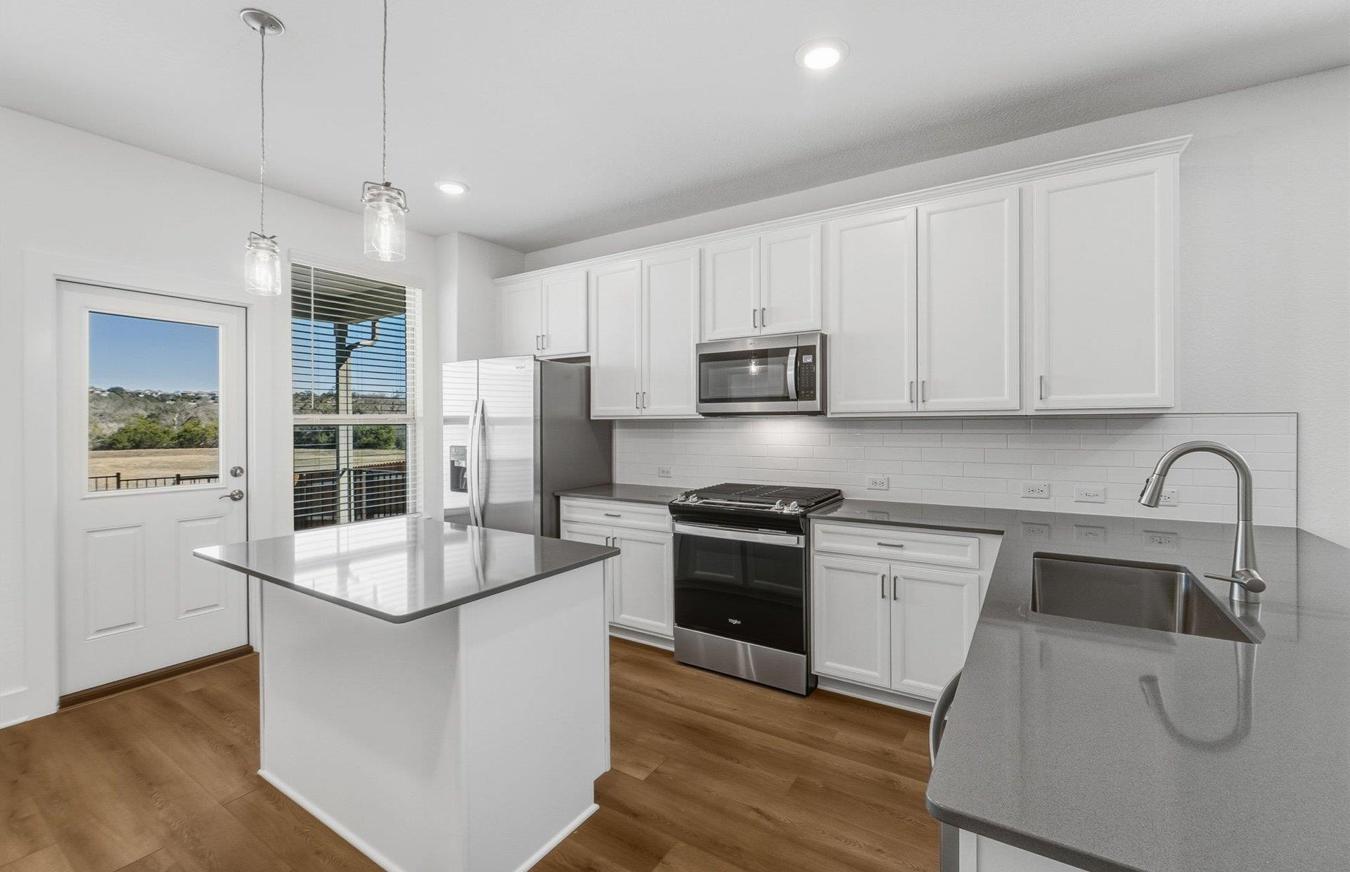 437 Bristlecone Bnd, Liberty Hill, TX 78642