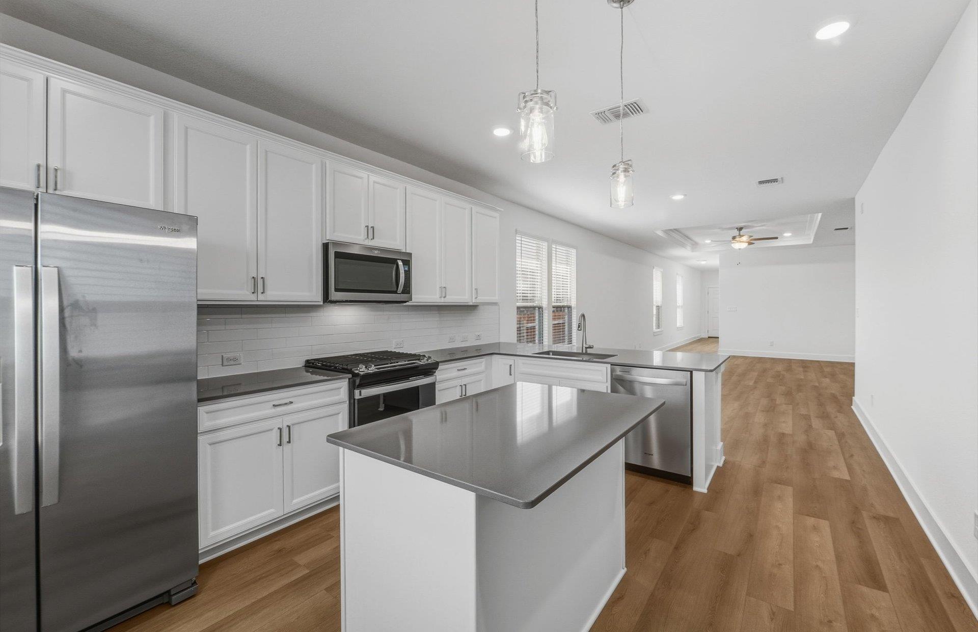 437 Bristlecone Bnd, Liberty Hill, TX 78642