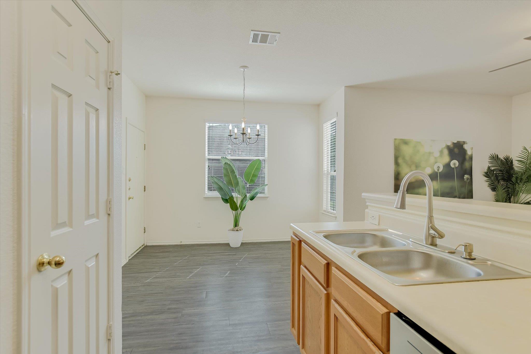 809 Sebastian Bnd # B, Pflugerville, TX 78660