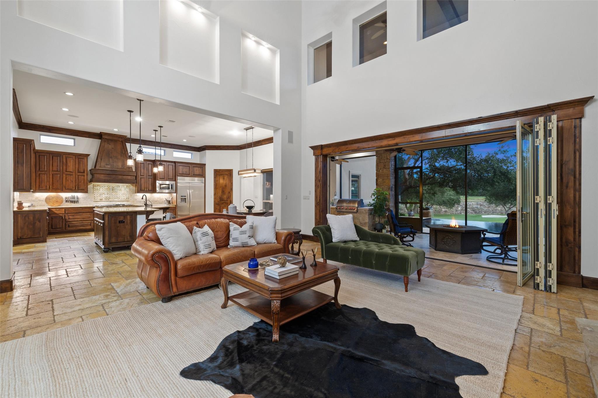 506 Black Wolf Run, Austin, TX 78738