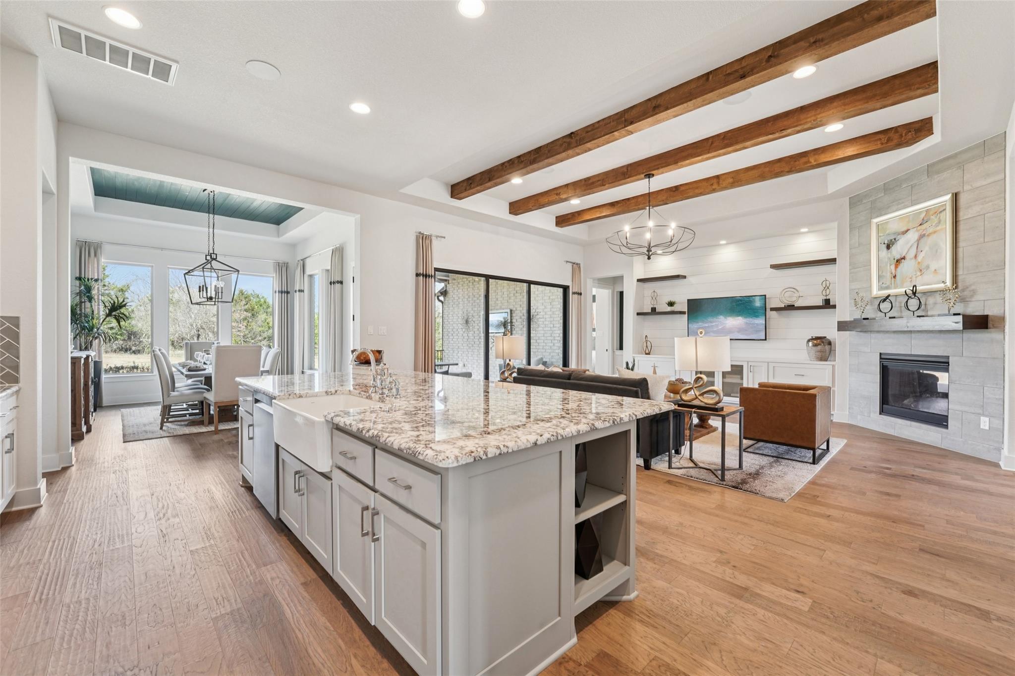 112 Double Eagle Ranch Dr, Cedar Creek, TX 78612