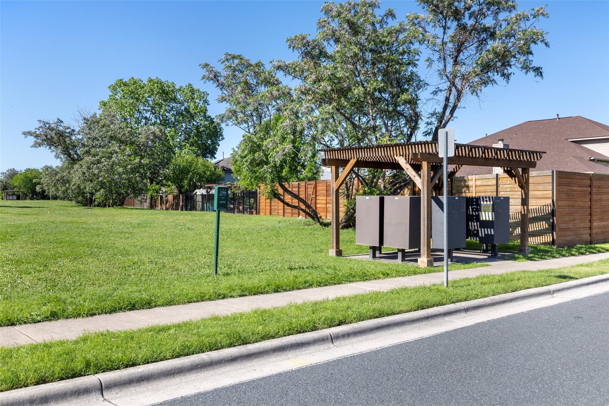 2532 Winchell Ln, Austin, TX 78725