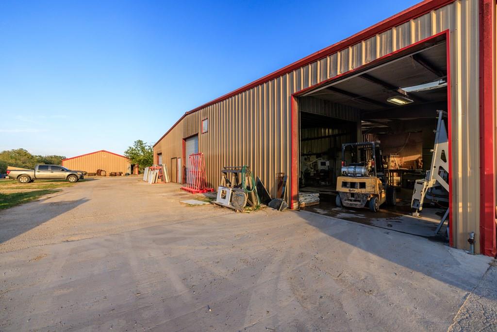 10034, 10046 E US Hwy 290 Highway, Fredericksburg, TX 78624