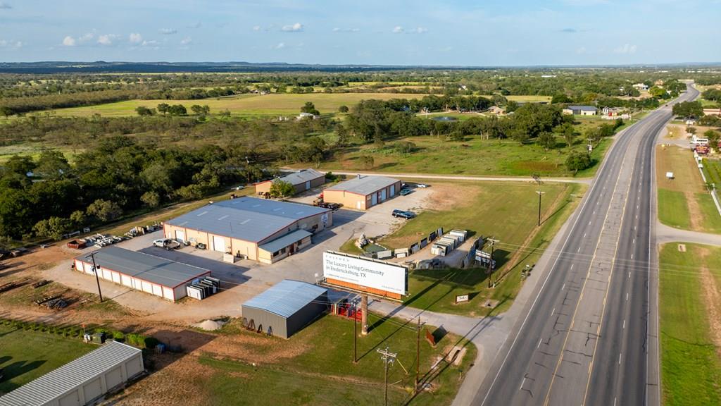 10034, 10046 E US Hwy 290 Highway, Fredericksburg, TX 78624