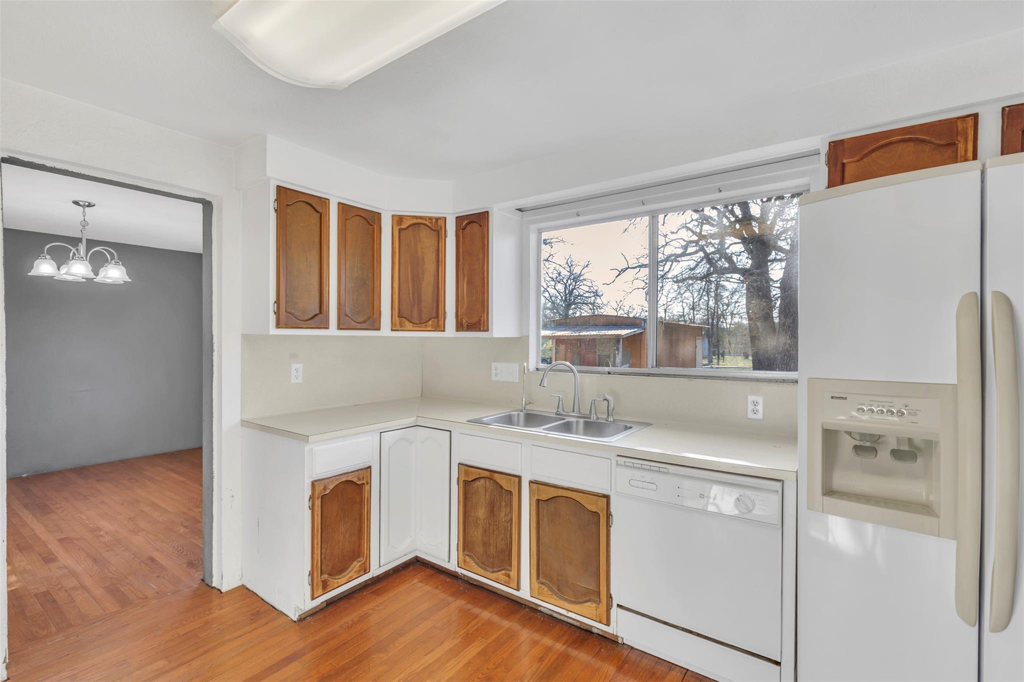 104 Blue Flame Rd, Cedar Creek, TX 78612